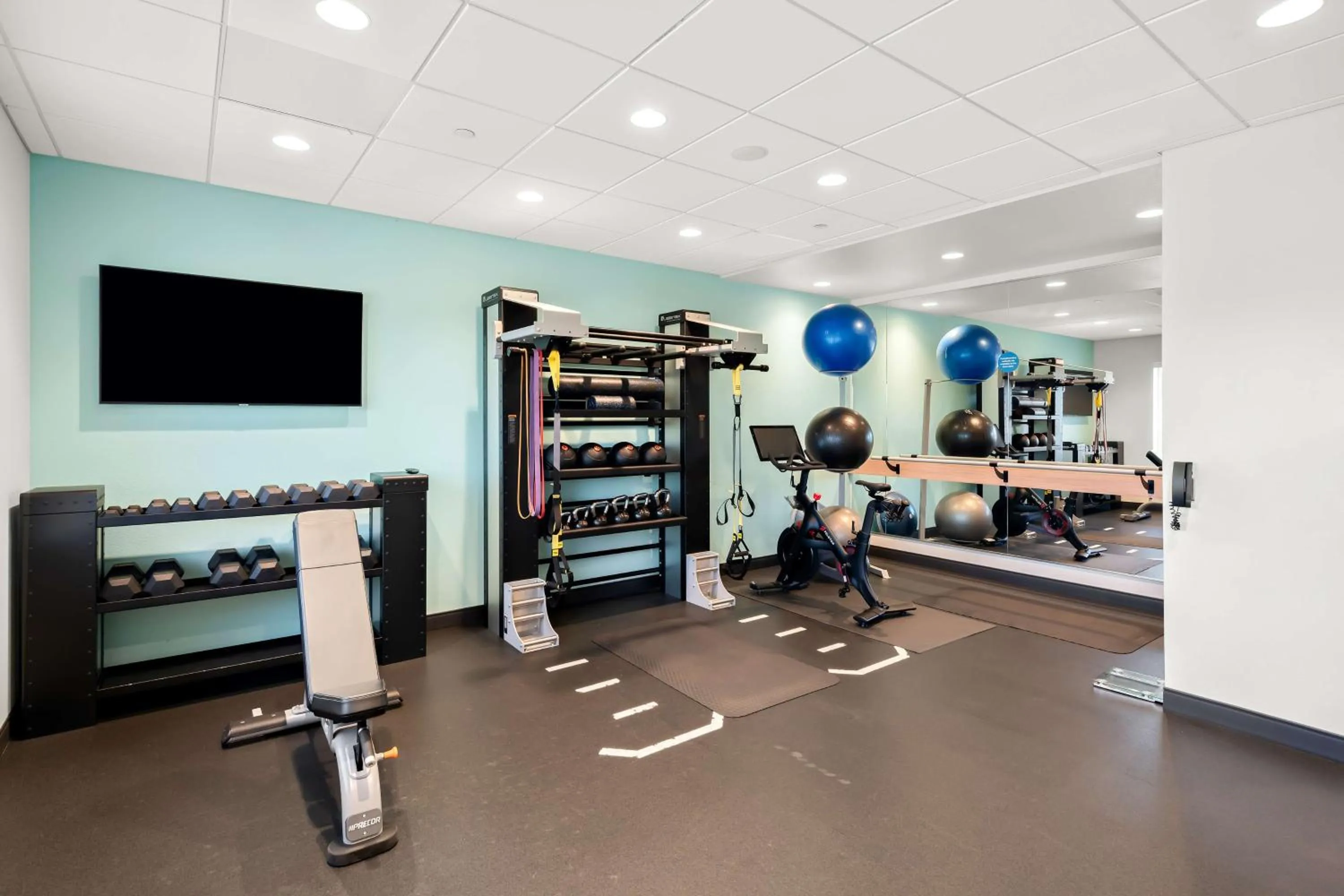 Fitness centre/facilities in Tru By Hilton Spokane Valley, Wa