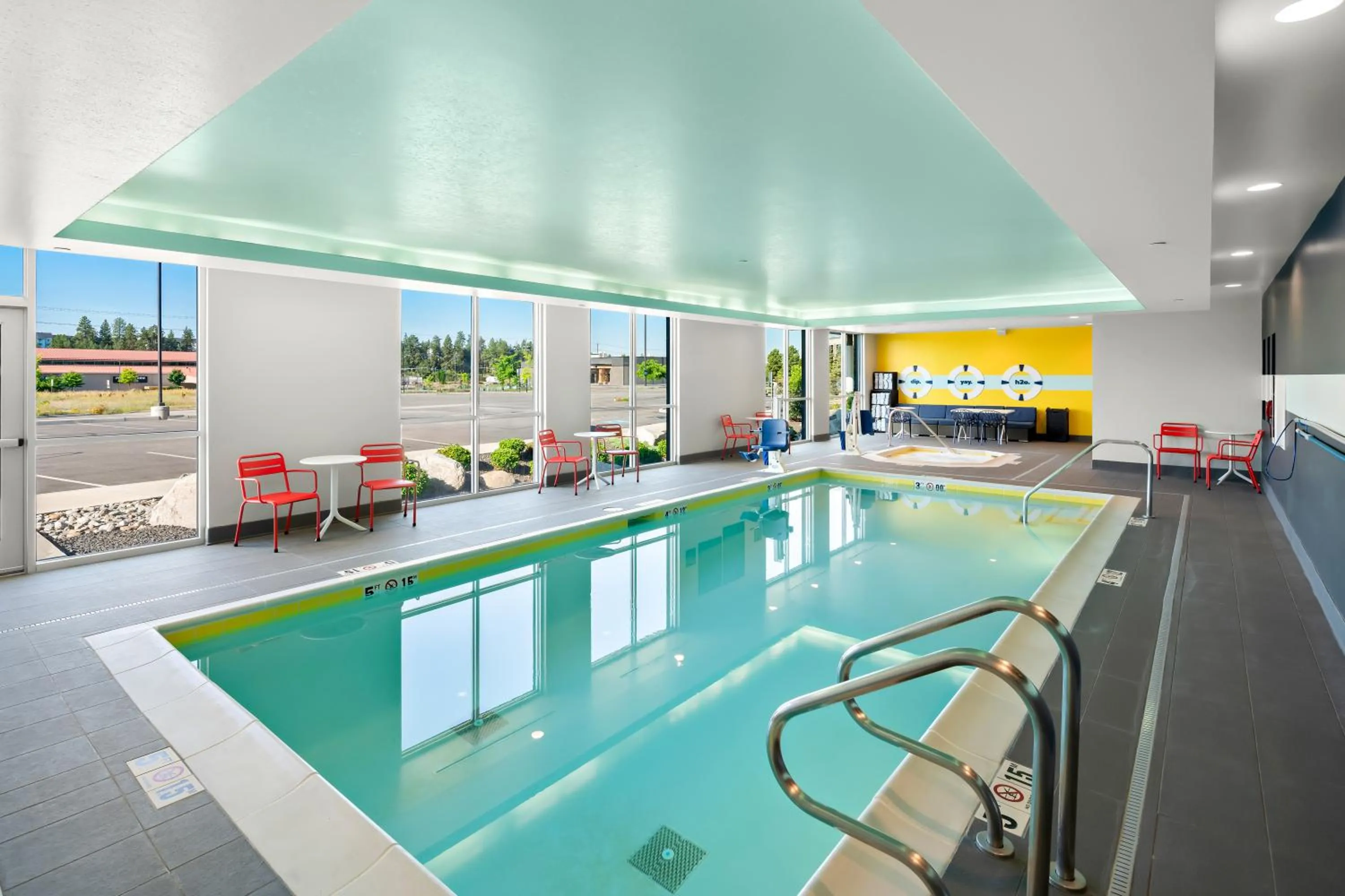 Swimming pool in Tru By Hilton Spokane Valley, Wa