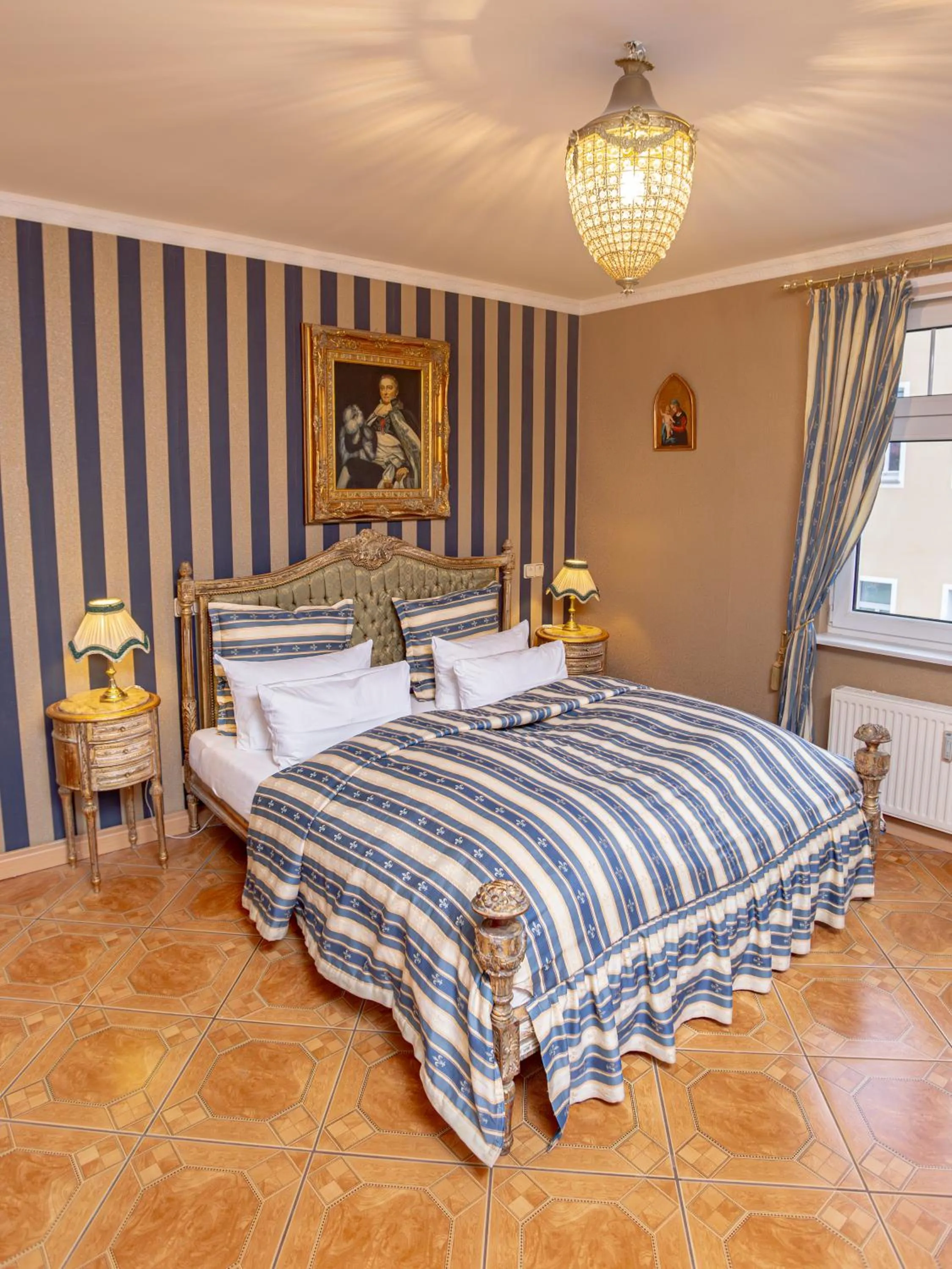 Bed in Hotel Don Giovanni