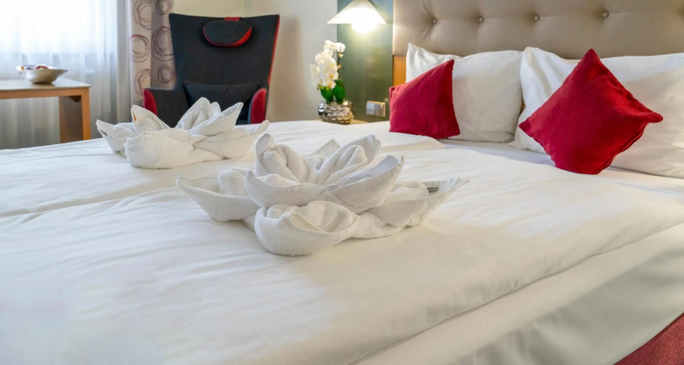 Bed in PLAZA INN Blankenburg Ditzingen, Sure Hotel Collection