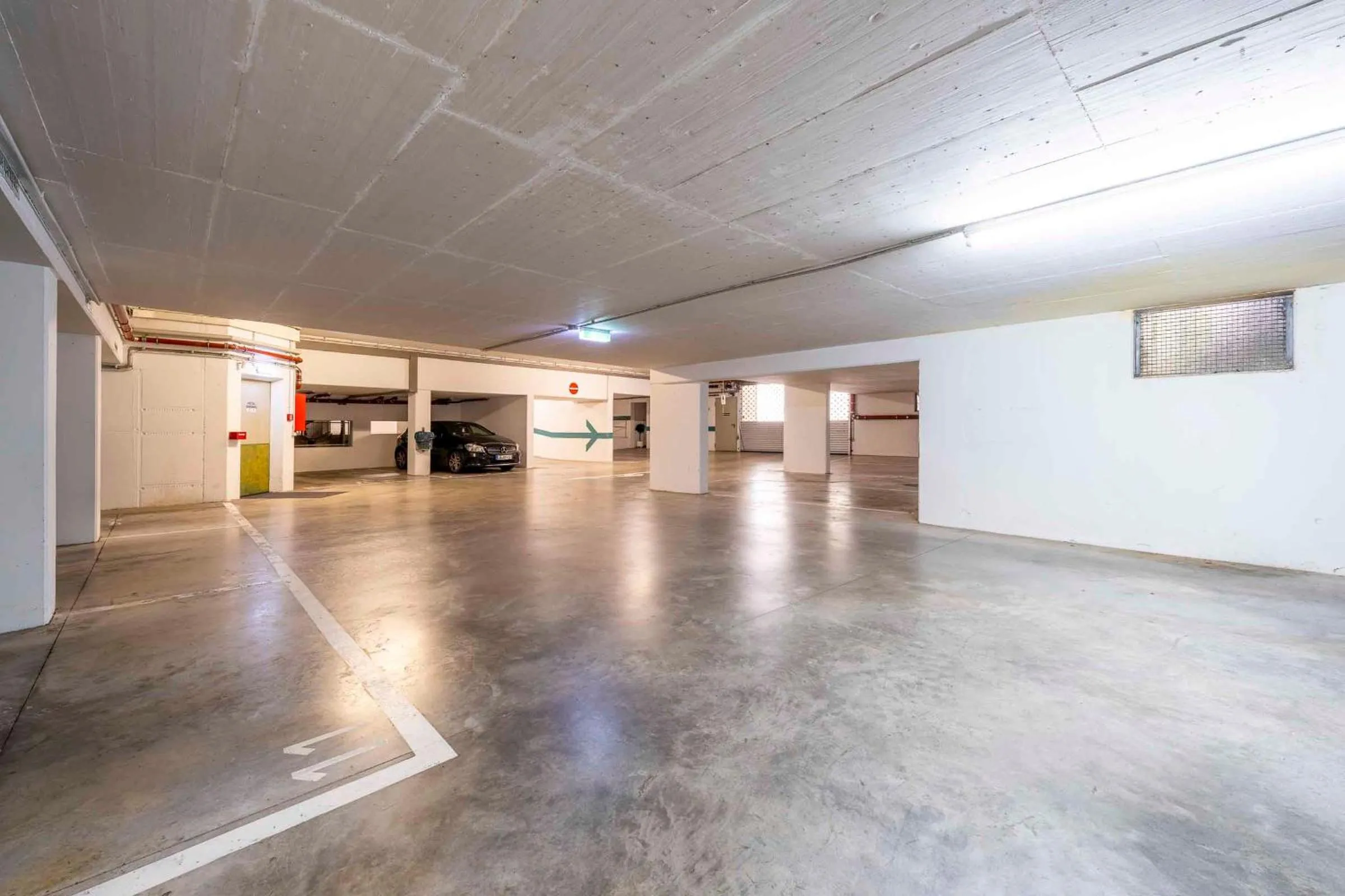 Parking in PLAZA INN Blankenburg Ditzingen, Sure Hotel Collection