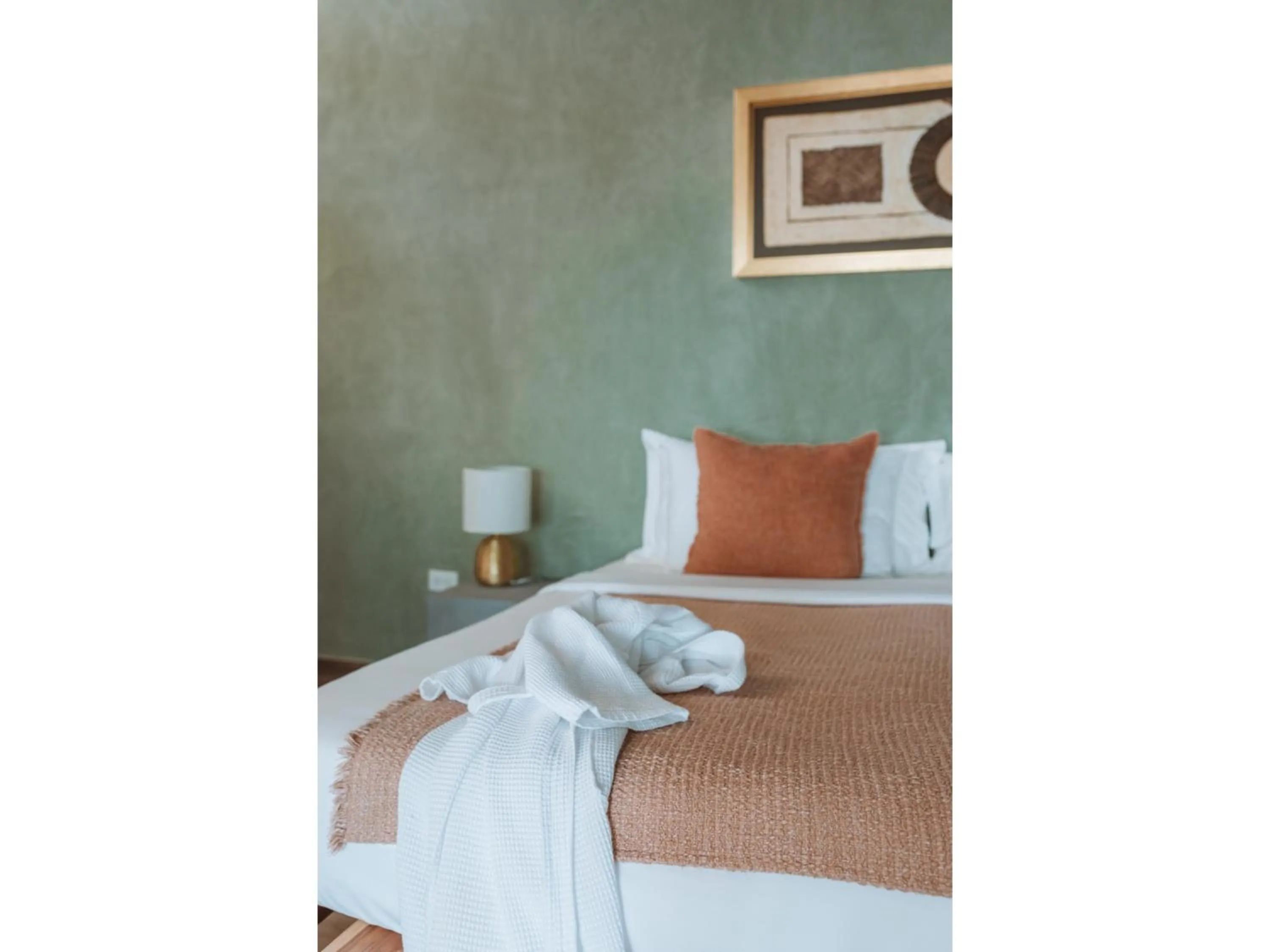 Bedroom, Bed in Catalina's Hideaway