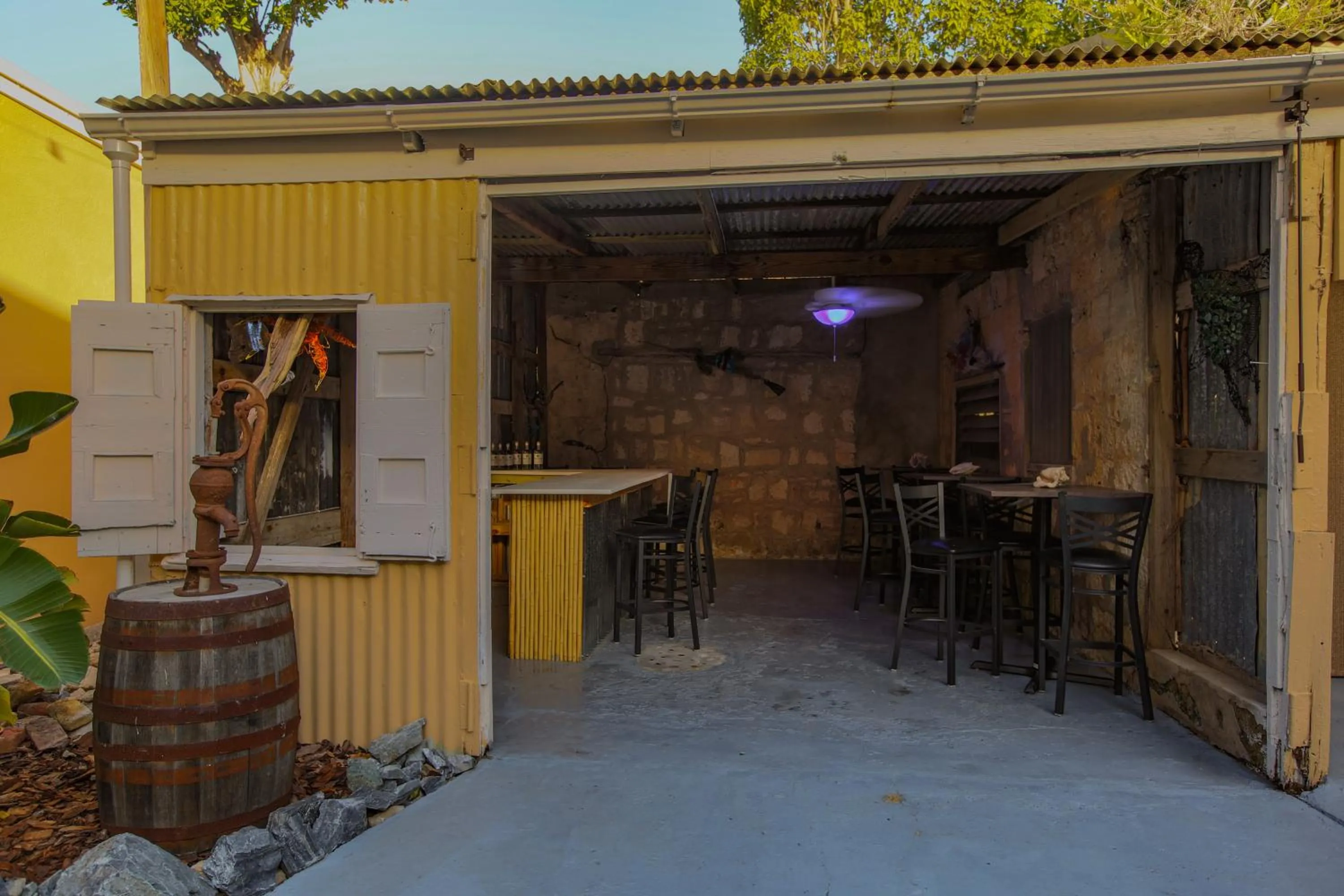 Lounge or bar in Victoria House