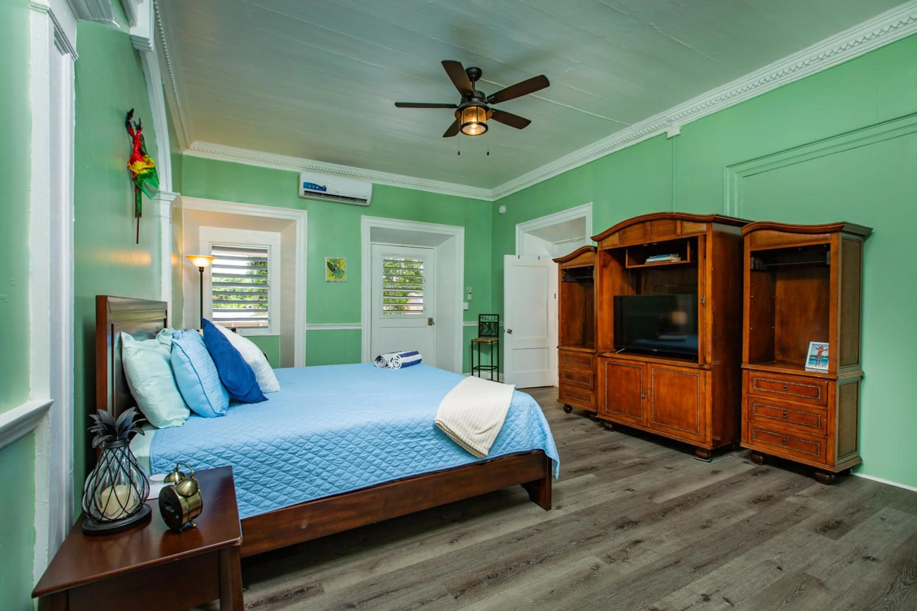 Bedroom, Bed in Victoria House