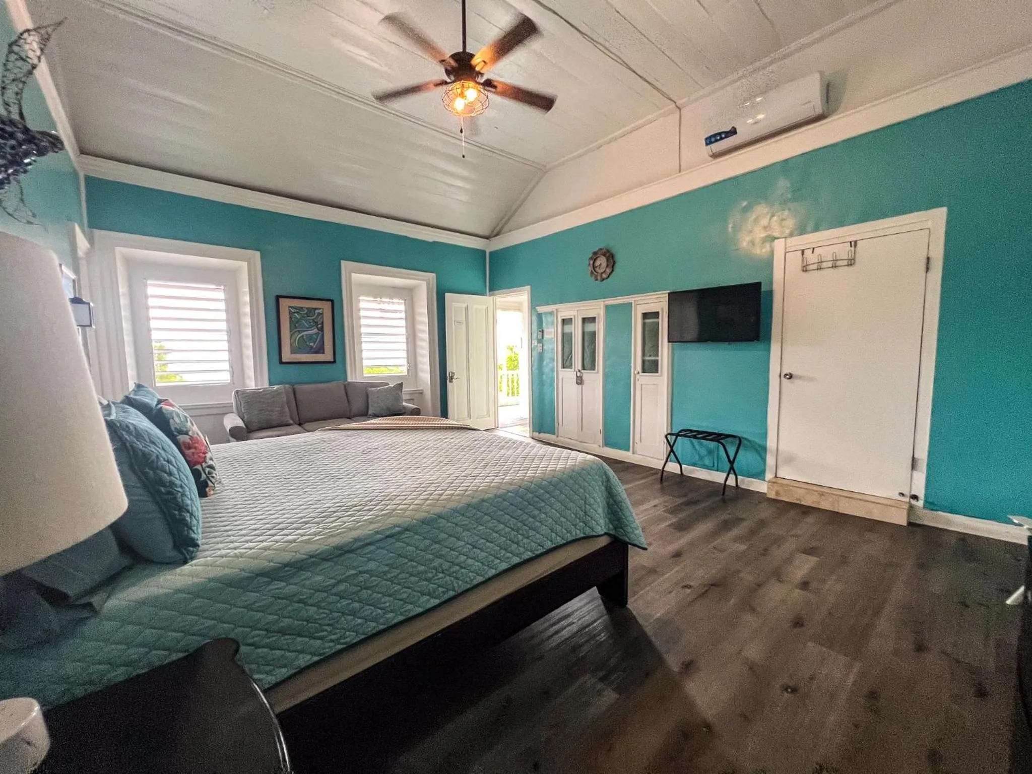 Bedroom, Bed in Victoria House