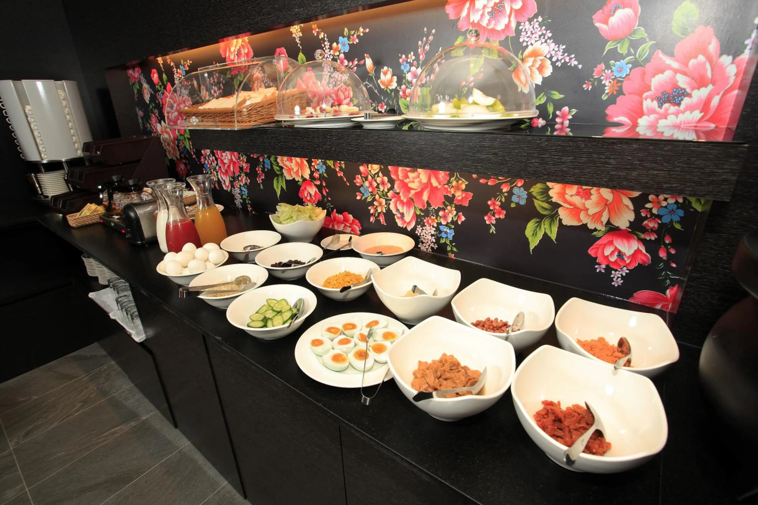 Restaurant/places to eat in Pokara Resort