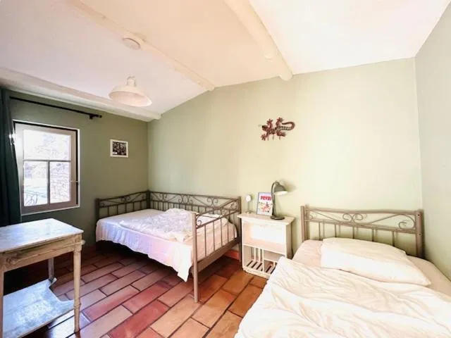 Swimming pool in Mas la Provence