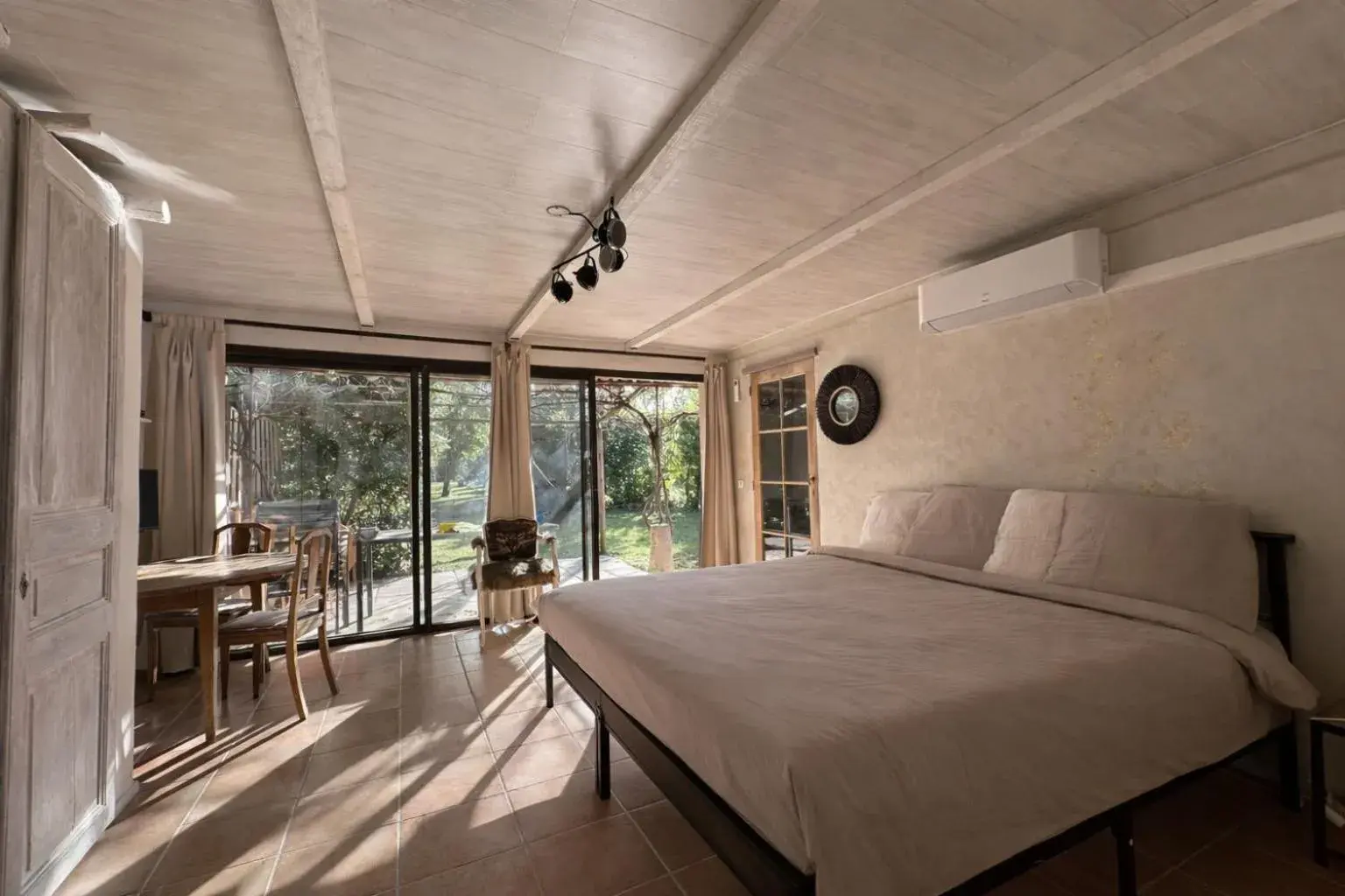 Superior Quadruple Room in Mas la Provence Superior Quadruple Room in Mas la Provence