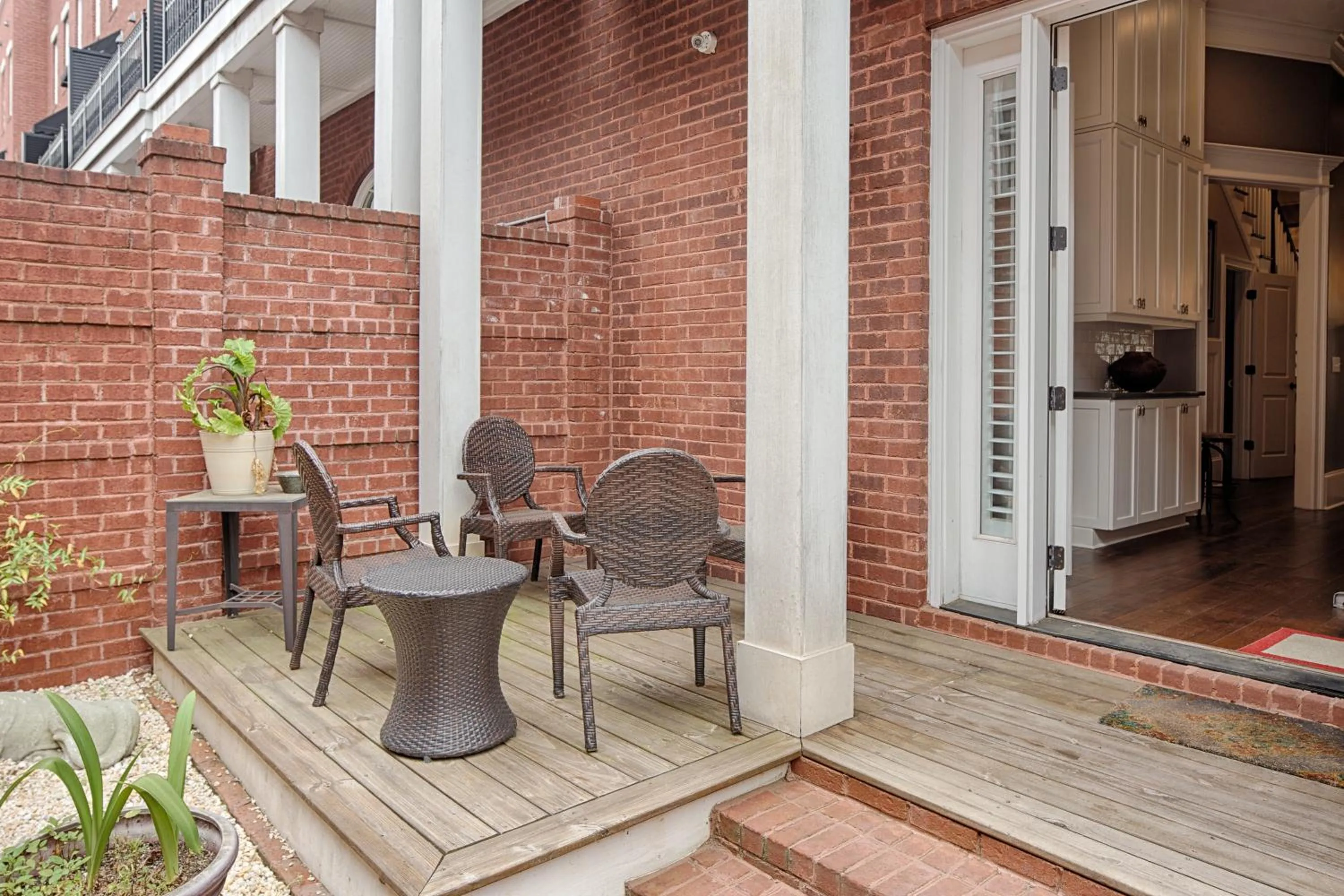 Patio in Liberty Street Redbrick Town and Carriage House