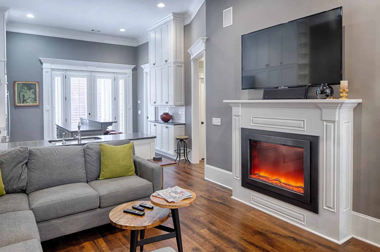 Communal lounge/ TV room in Liberty Street Redbrick Town and Carriage House