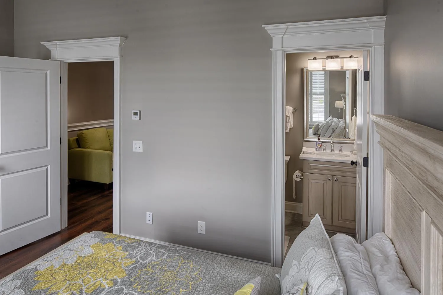 Bathroom, Bed in Liberty Street Redbrick Town and Carriage House