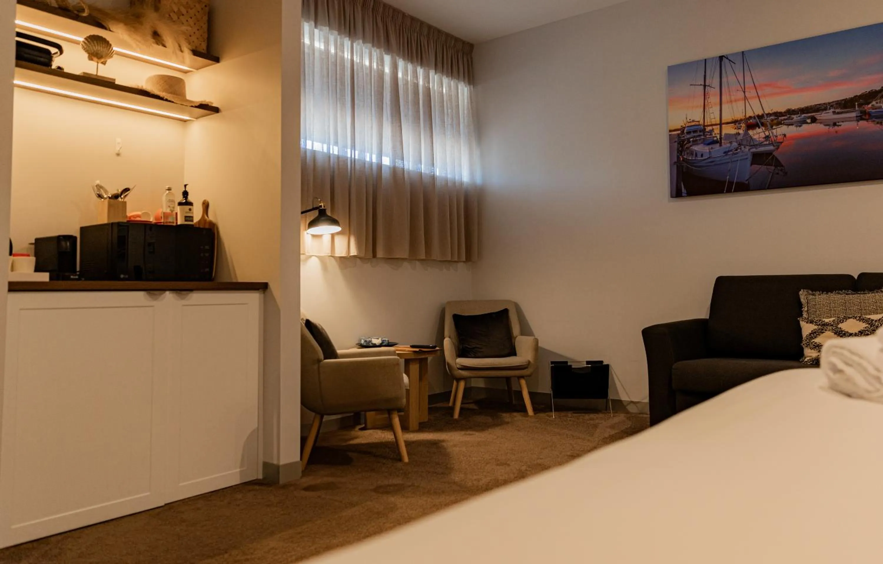 Bed in Bay Of Fires Apartments - Town Centre
