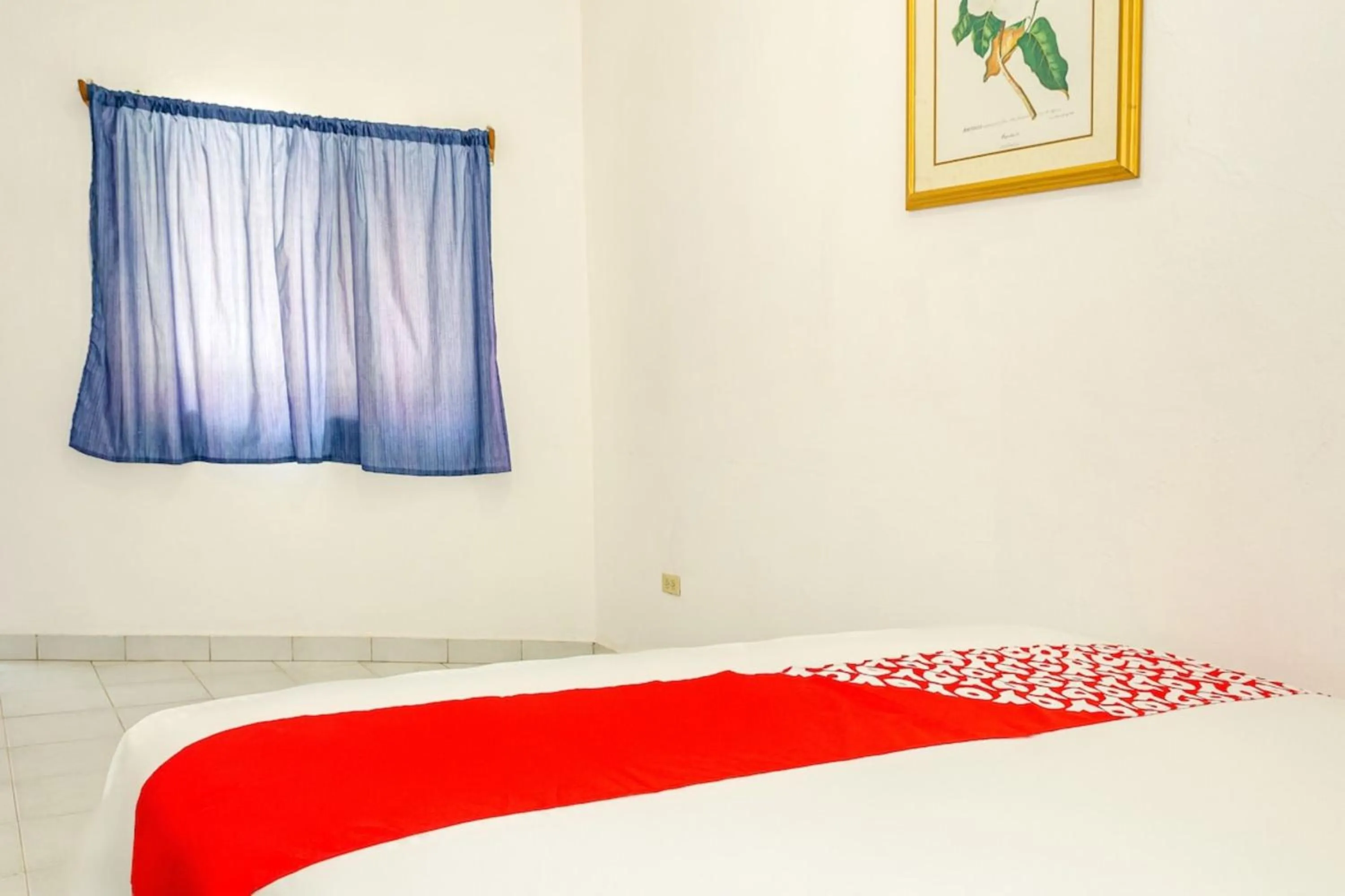 Bedroom, Bed in OYO Hotel Cabo Del Sur, Cabo San Lucas