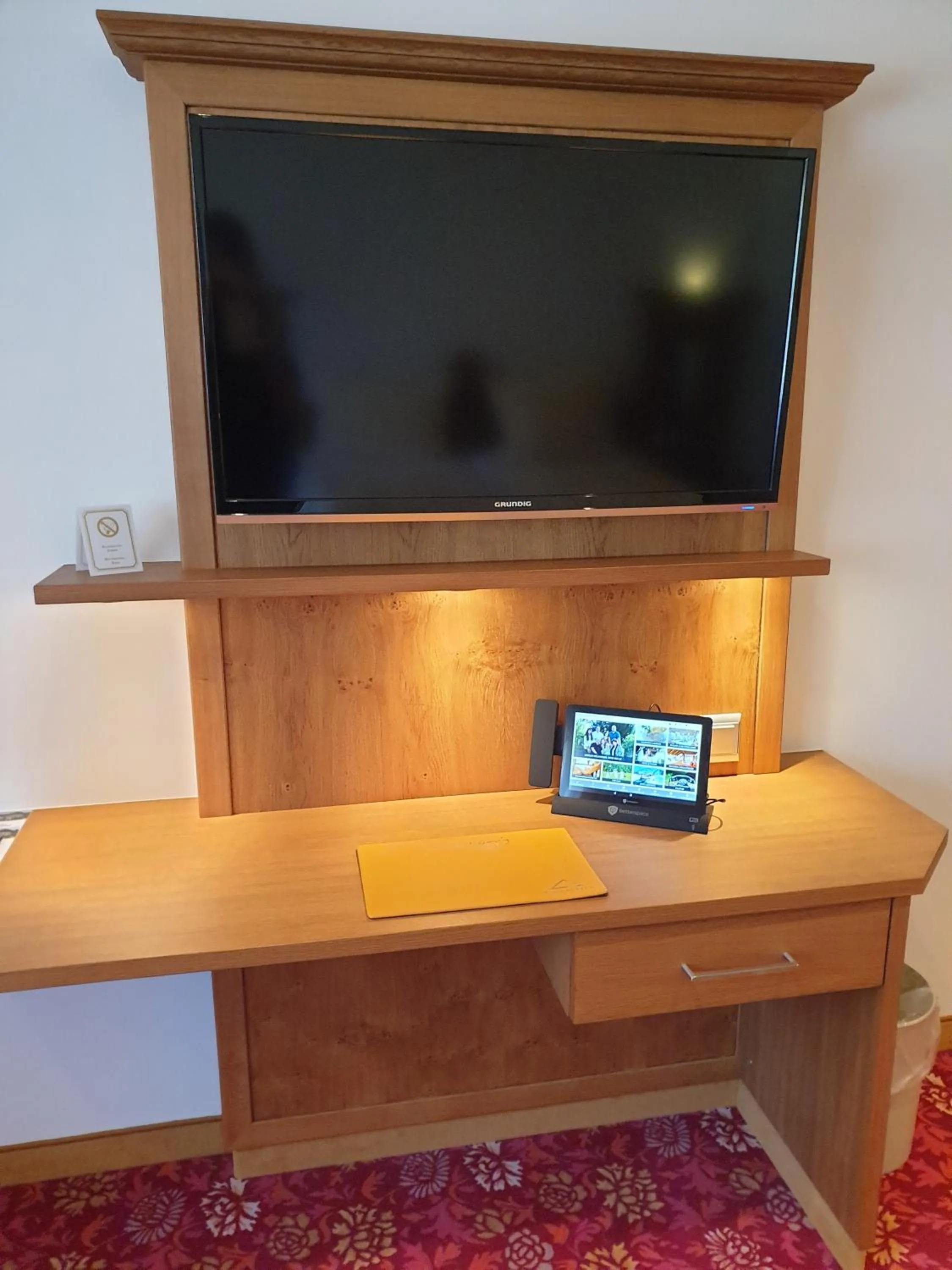 TV and multimedia in Silberkönig Schwarzwald Hotel & Restaurant Ringhotel