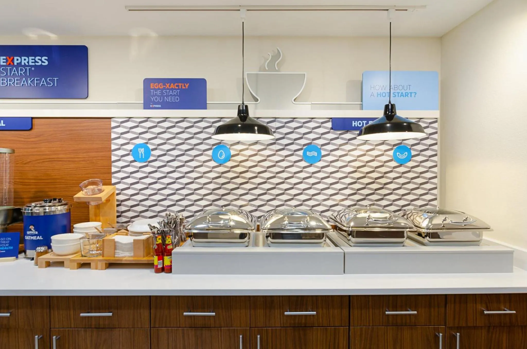 Breakfast in Holiday Inn Express & Suites - Abingdon by IHG