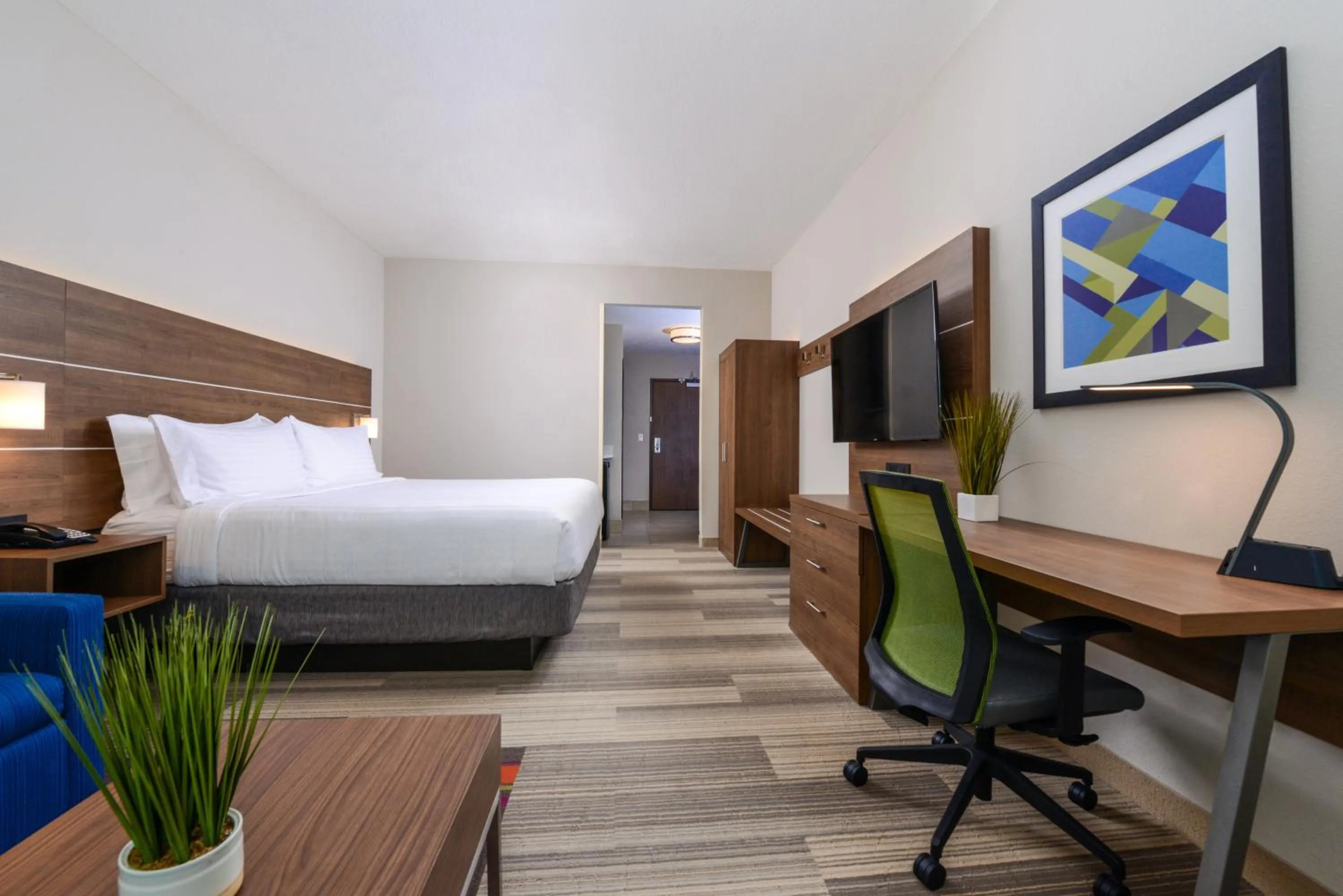 Photo of the whole room, Bed in Holiday Inn Express & Suites - Wildwood - The Villages by IHG