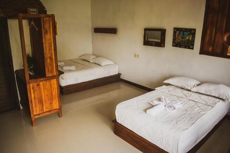 Bed in Taman Dolan Home & Resort