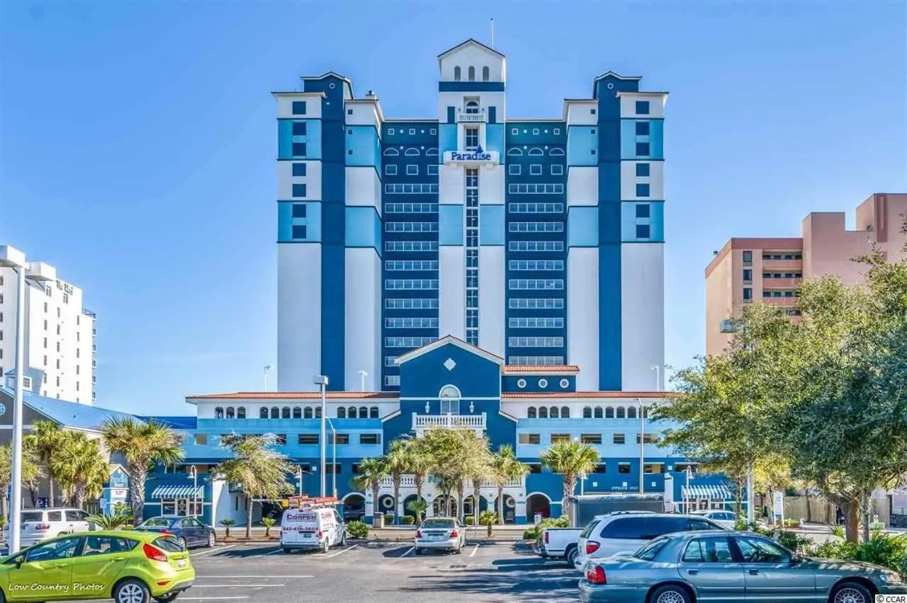 Property building in A Piece of Paradise, Newly Renovated