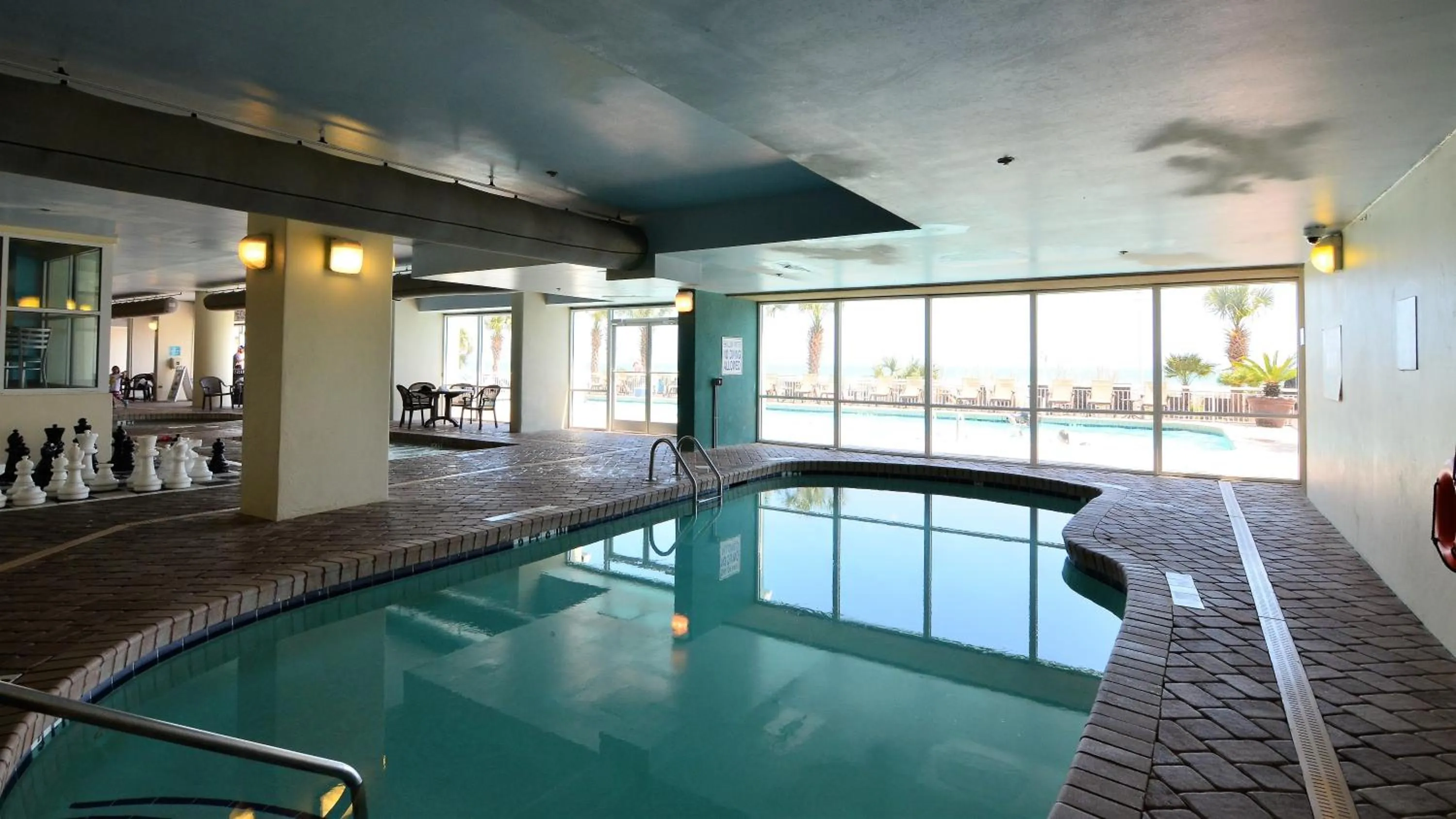 Property building in A Piece of Paradise, Newly Renovated