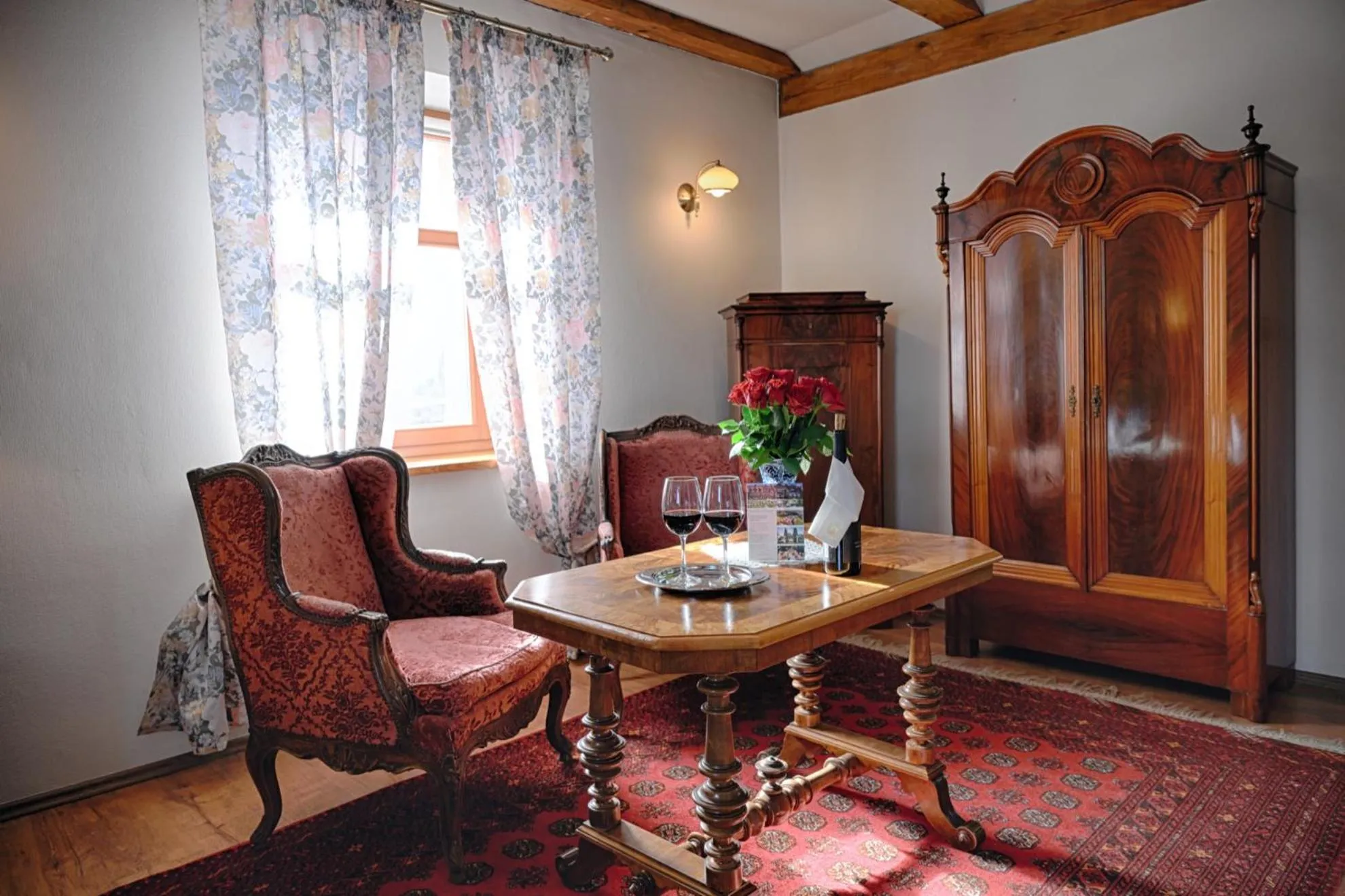 Żabi Dwór - HOTEL - RESTAURACJA - SPA