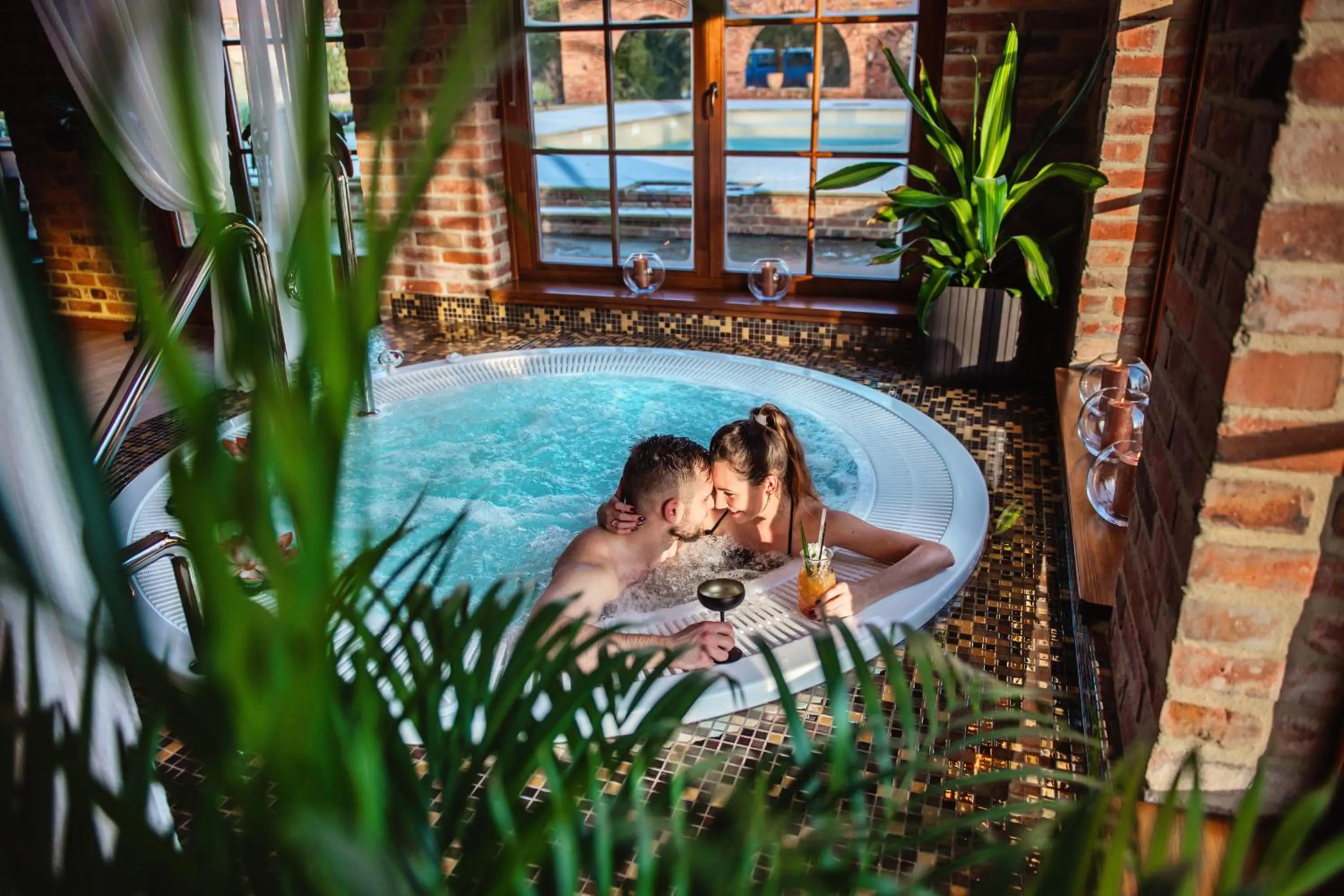 Hot Tub in Żabi Dwór - HOTEL - RESTAURACJA - SPA