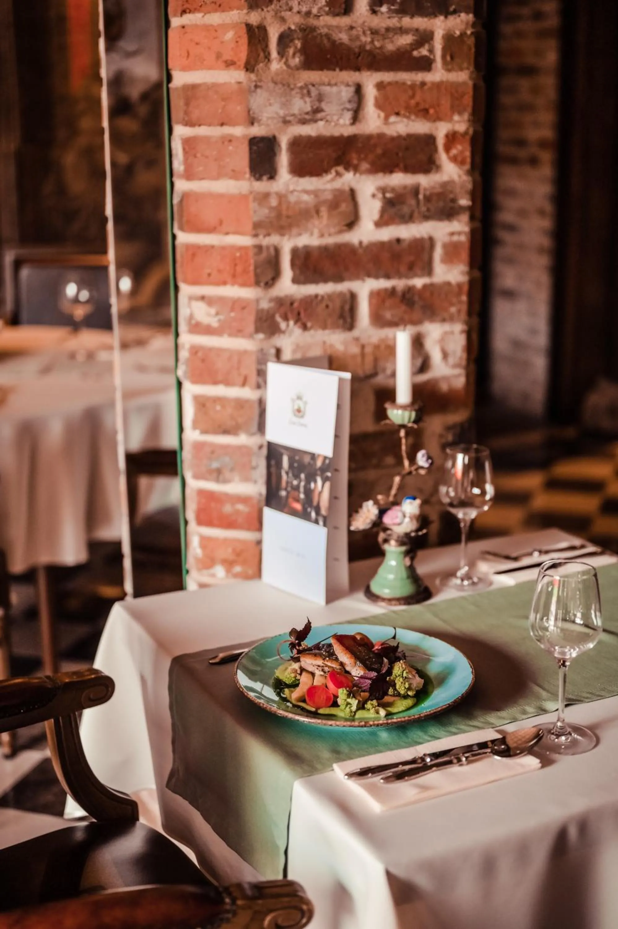 Restaurant/places to eat in Żabi Dwór - HOTEL - RESTAURACJA - SPA