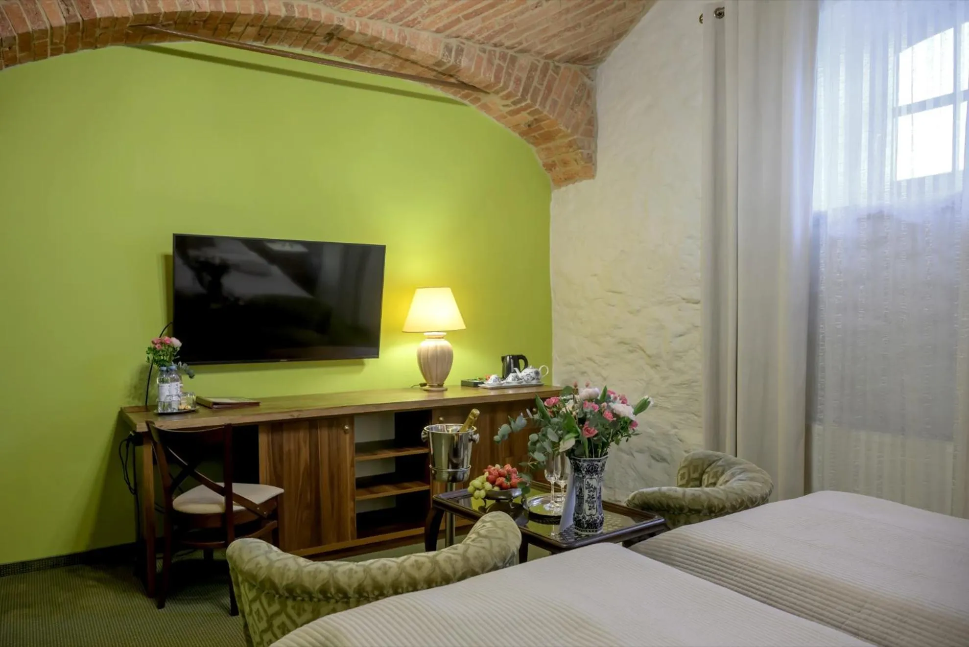 Bed in Żabi Dwór - HOTEL - RESTAURACJA - SPA