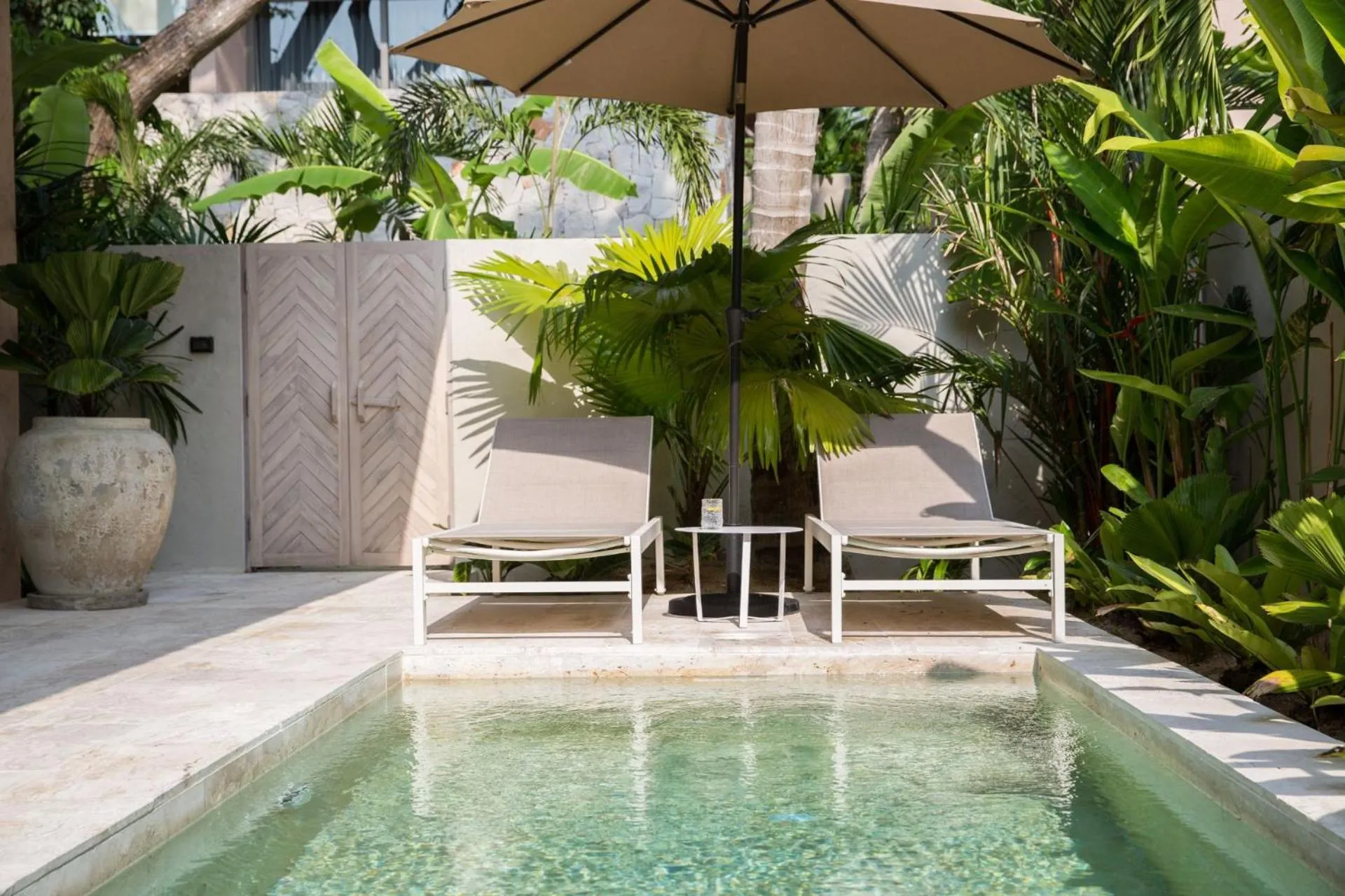 Swimming pool in Cielo Boutique Hotel & Spa Samui