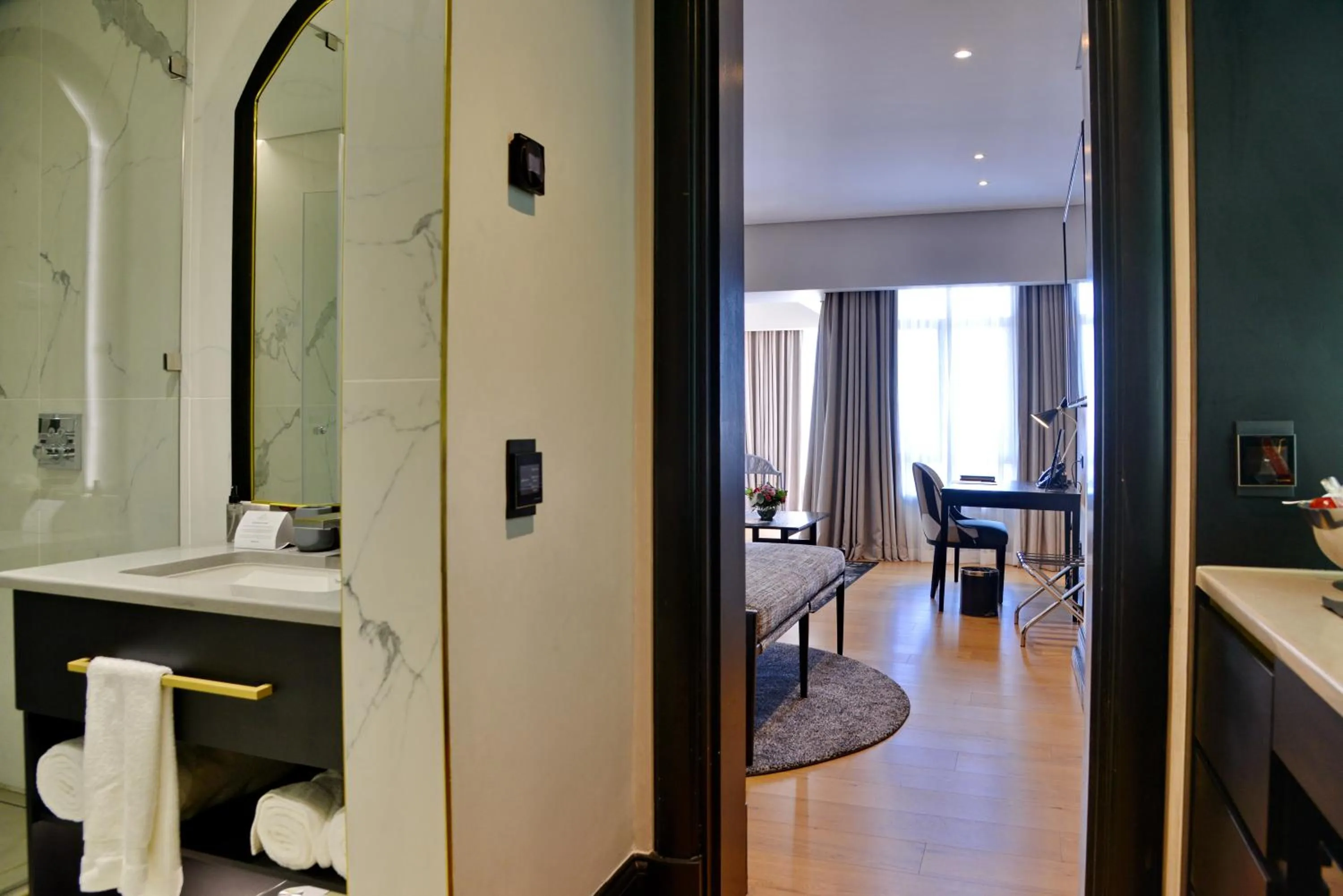 Bathroom, Bed in Apogee Boutique Hotel & Spa