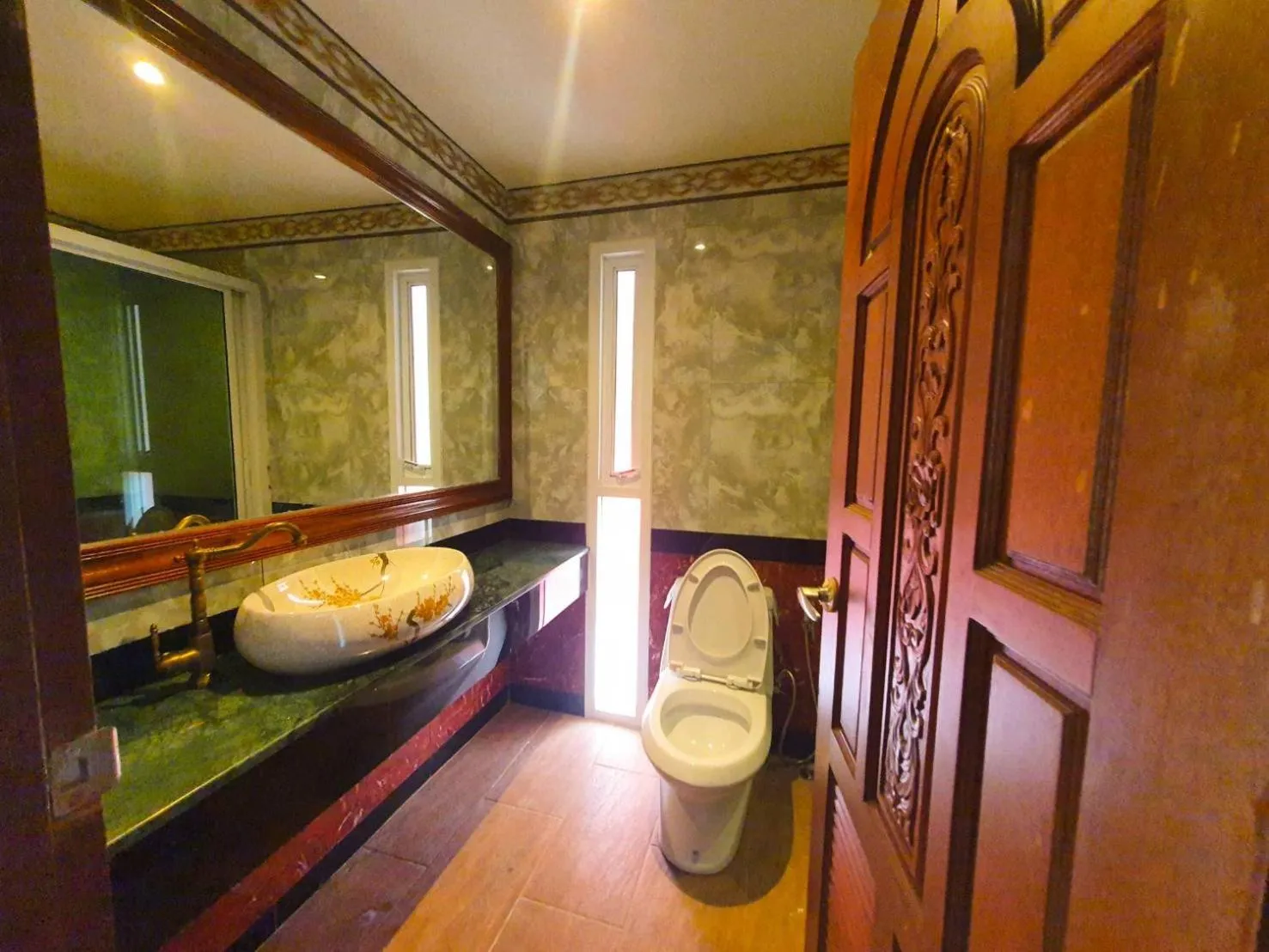 Bathroom in Kasem Island Resort