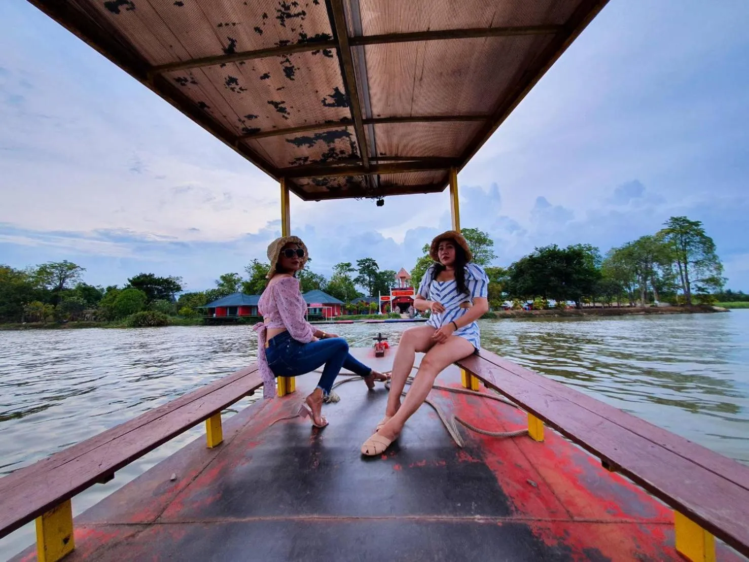 River view in Kasem Island Resort