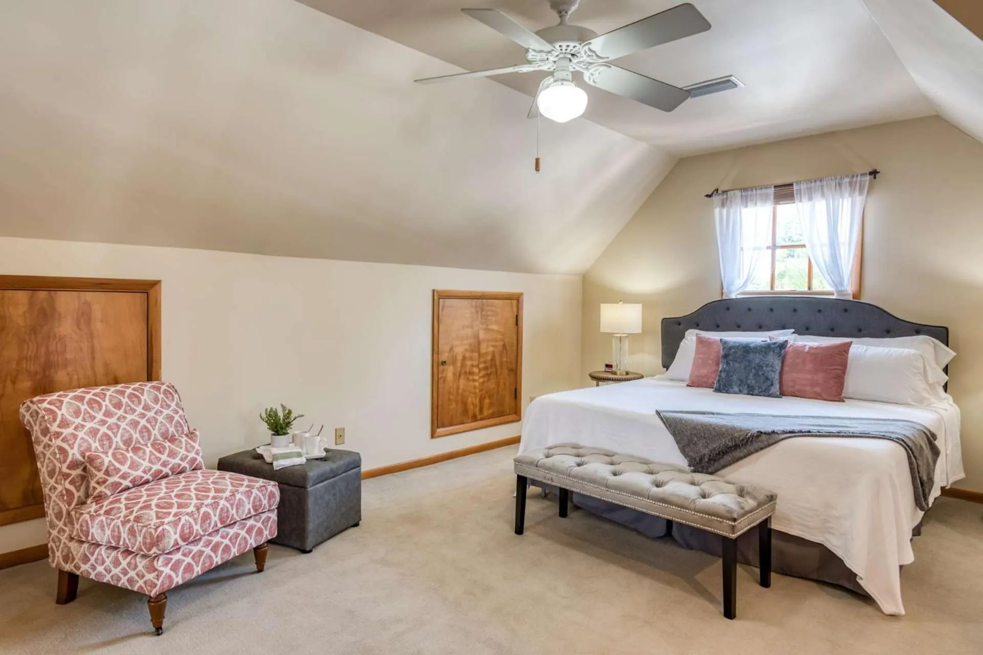 Bed in 64 Hypolita Street