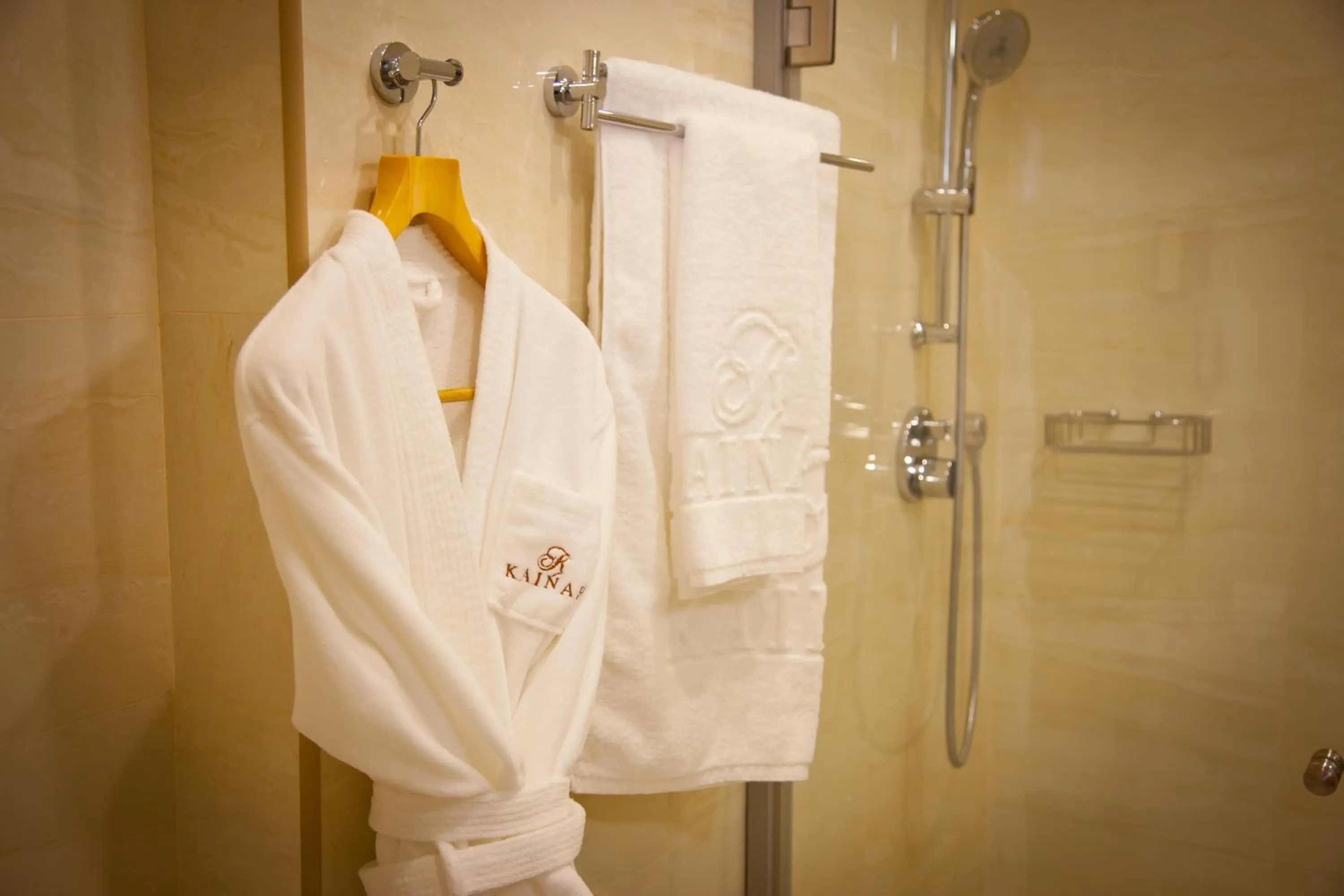 Bathroom in Kainar Hotel