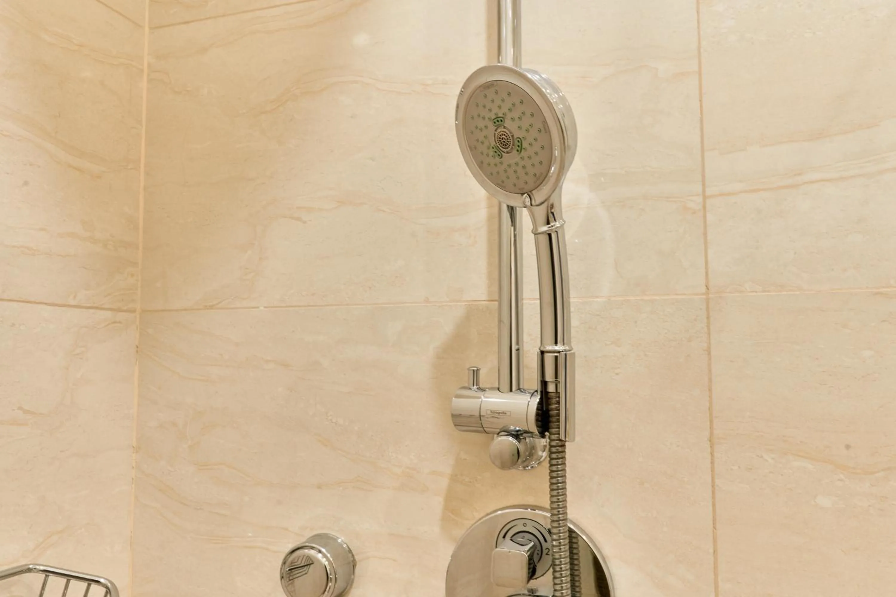 Shower in Kainar Hotel