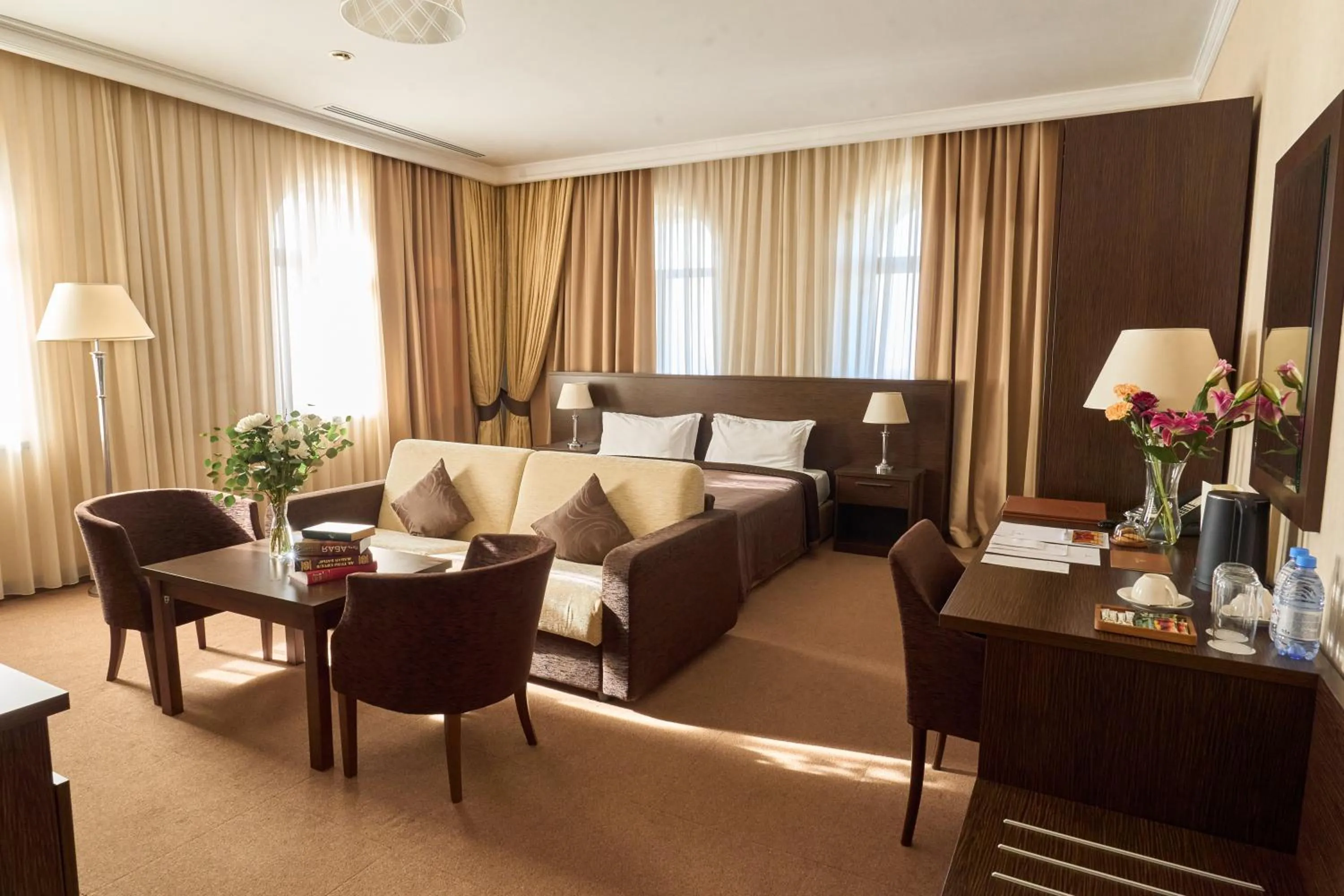 Photo of the whole room in Kainar Hotel