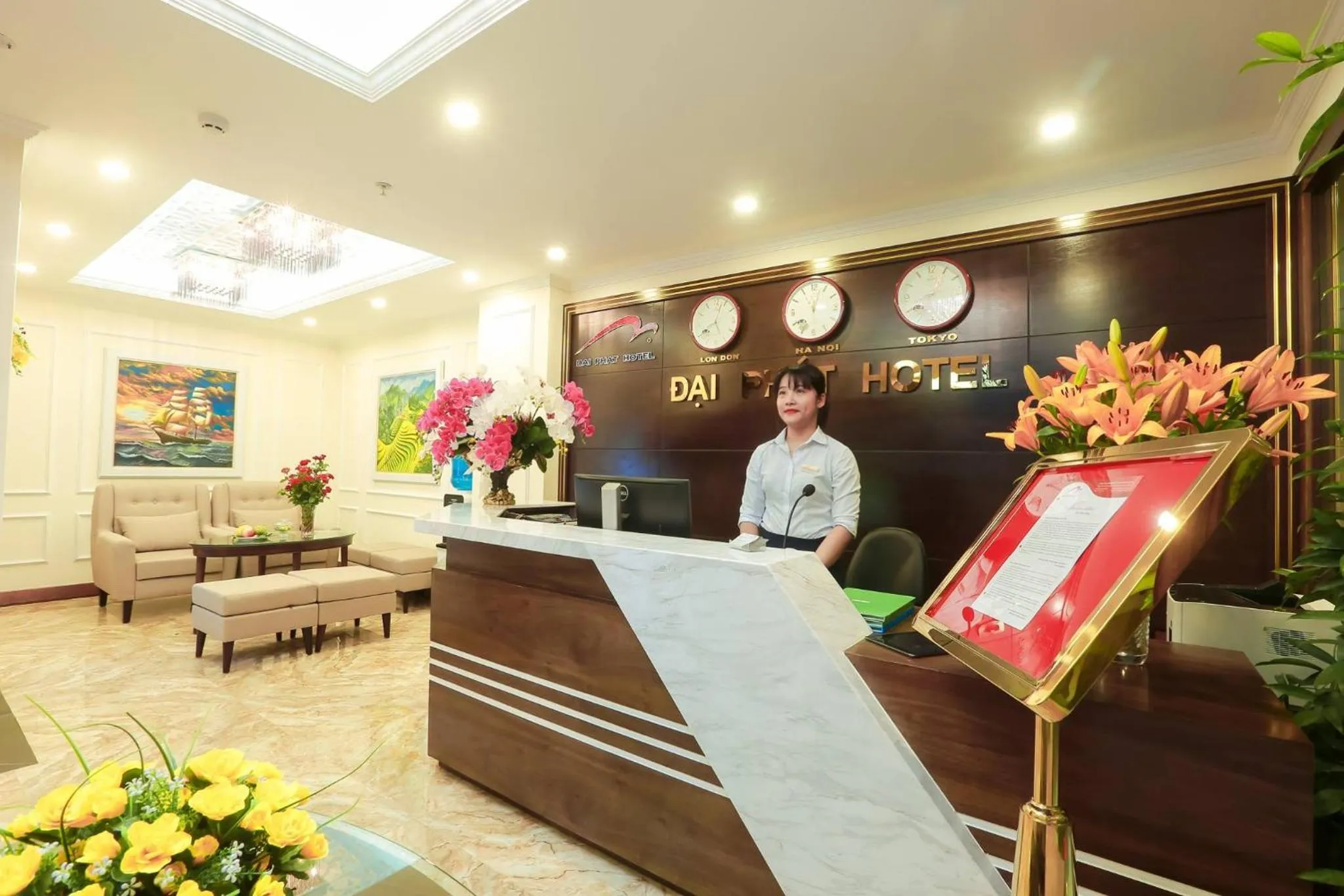 Lobby or reception in Dai Phat Hotel