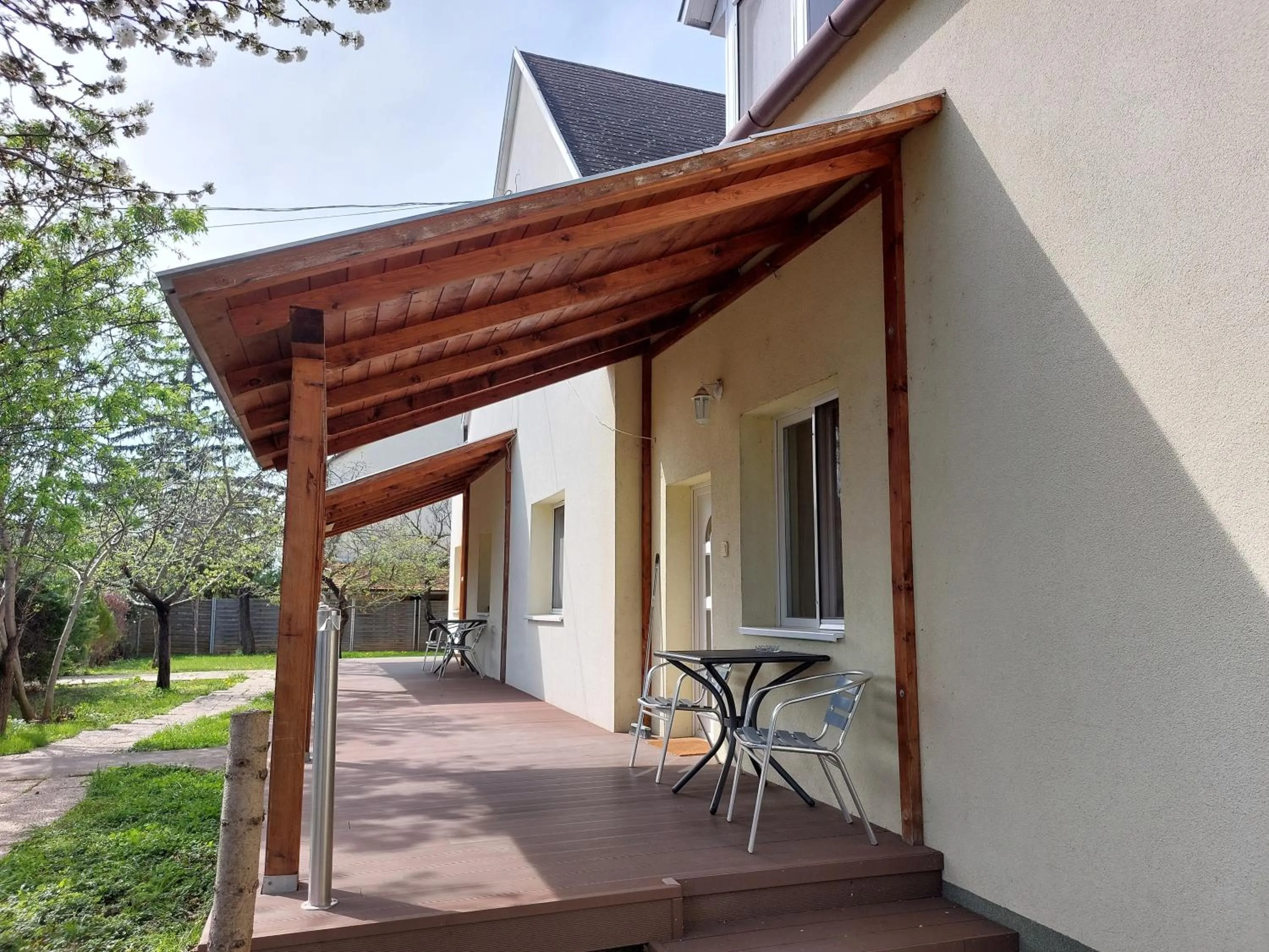 Bridgehaus