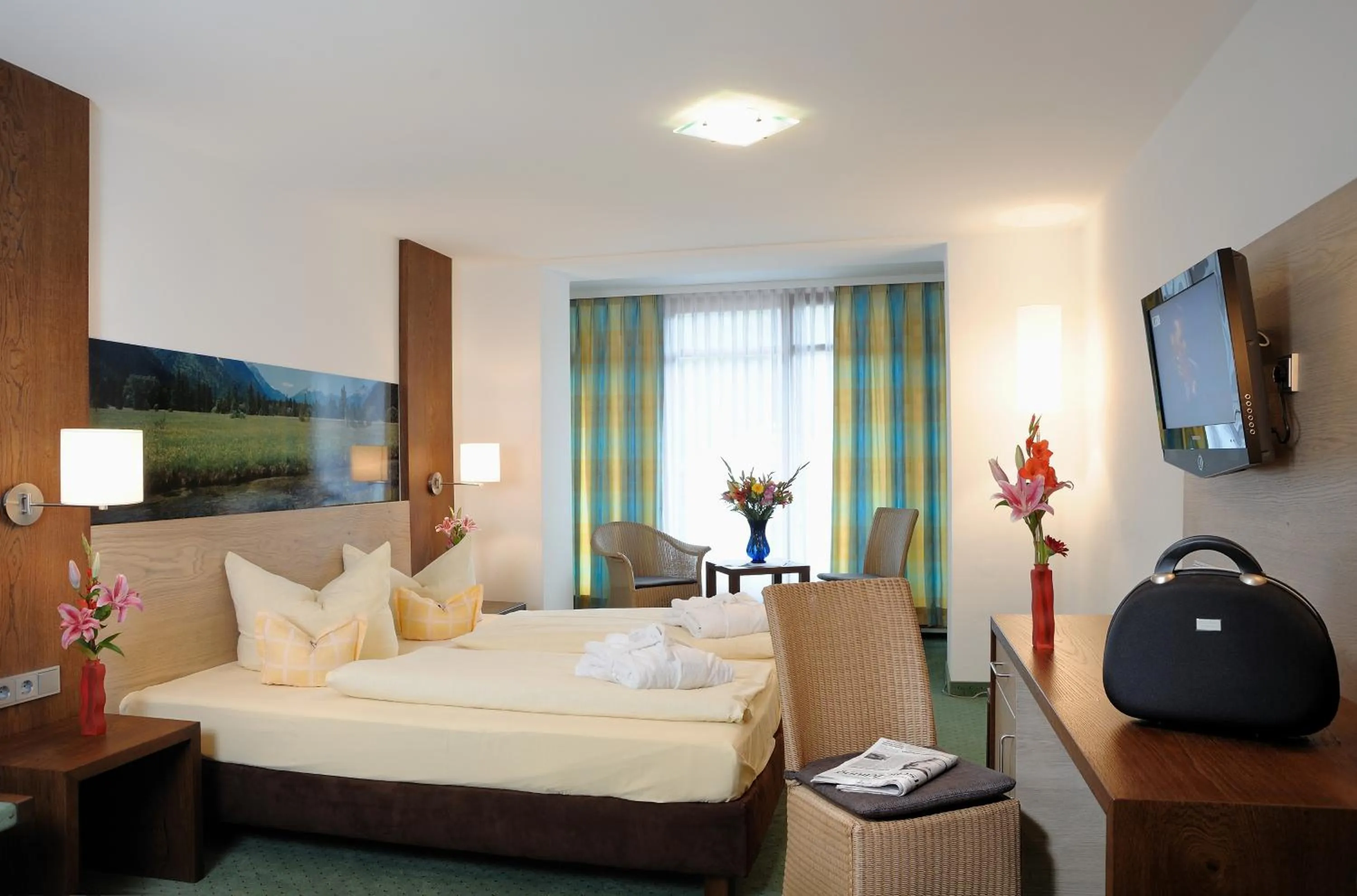 Photo of the whole room, Bed in Landhotel Böld Oberammergau