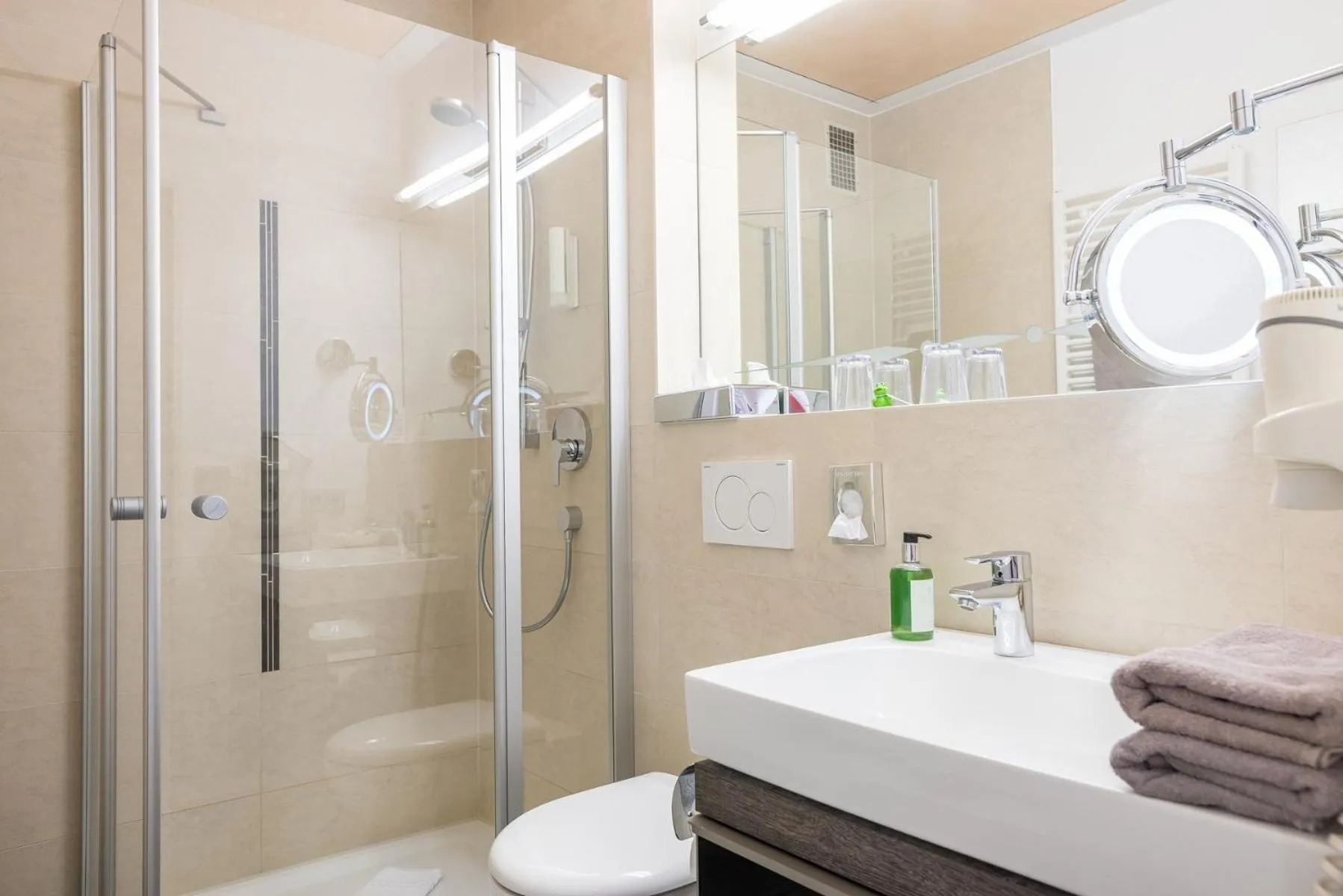 Shower in Landhotel Böld Oberammergau