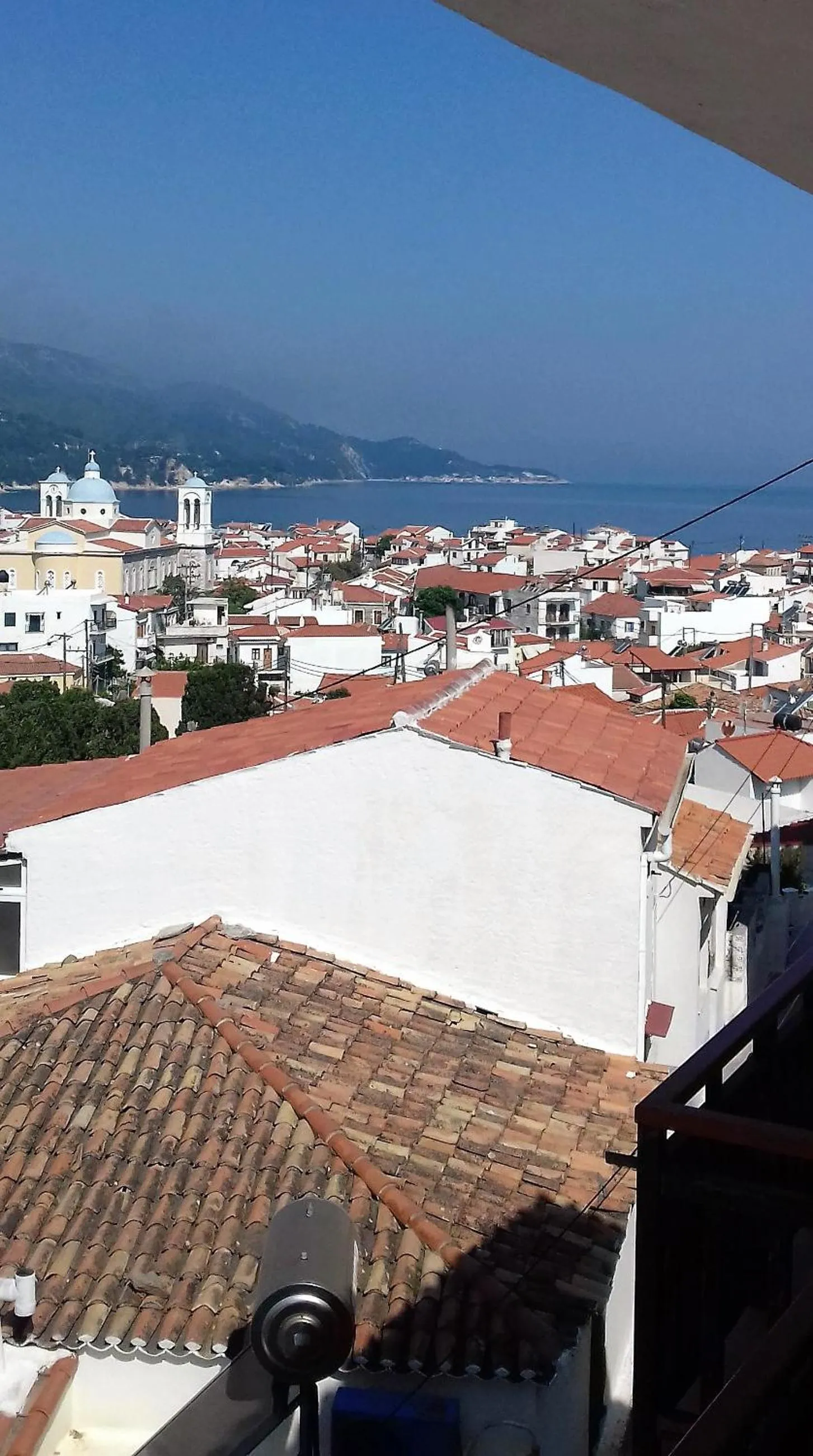 Green Hill Studios & Apartments