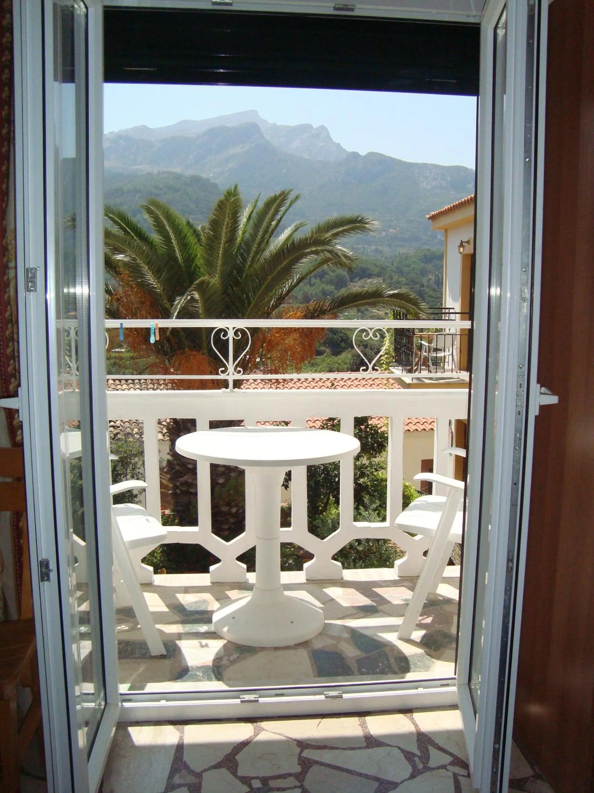 Balcony/Terrace in Green Hill Studios & Apartments