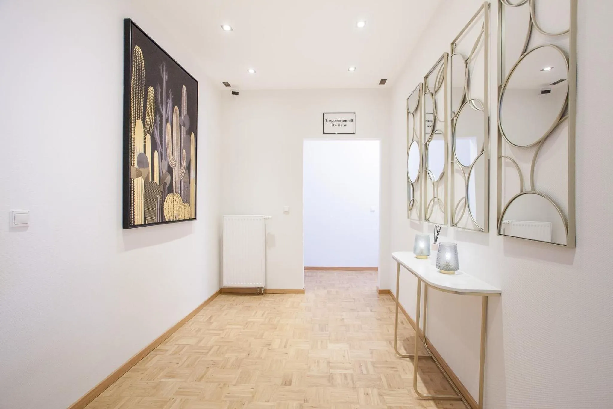 Lobby or reception in TM Hotel Düsseldorf