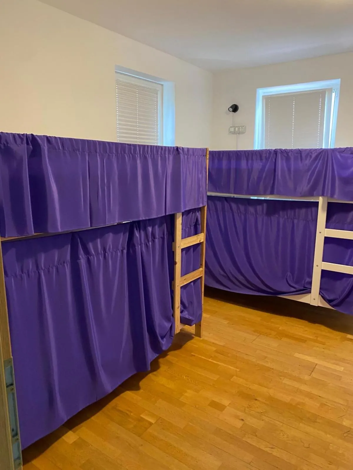 Photo of the whole room, Bed in Travellers' Haven Hostel