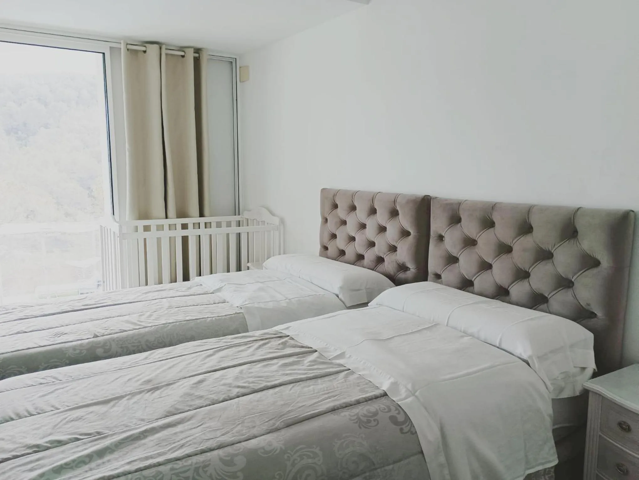 Bed in Villa Paradise , playa privada a 10 minutos de Sitges