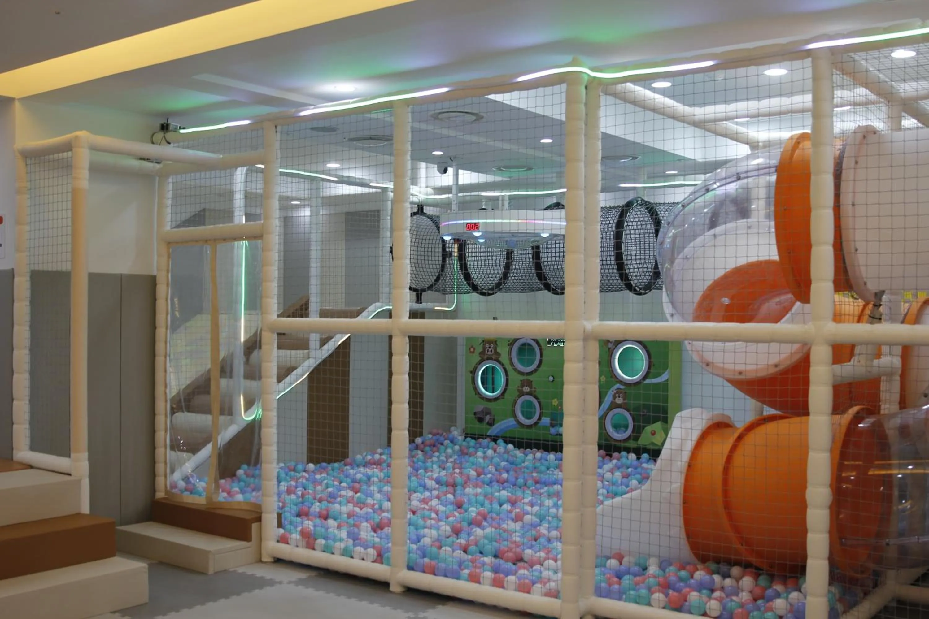 Kids's club in Sono Belle Byeonsan