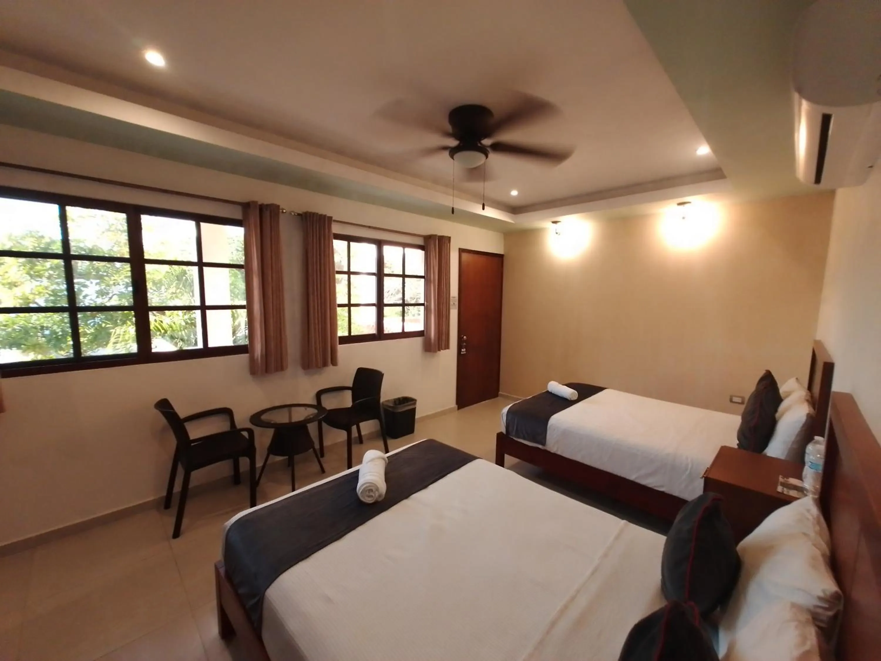 Bed in Hotel Beach Don Gonzalo