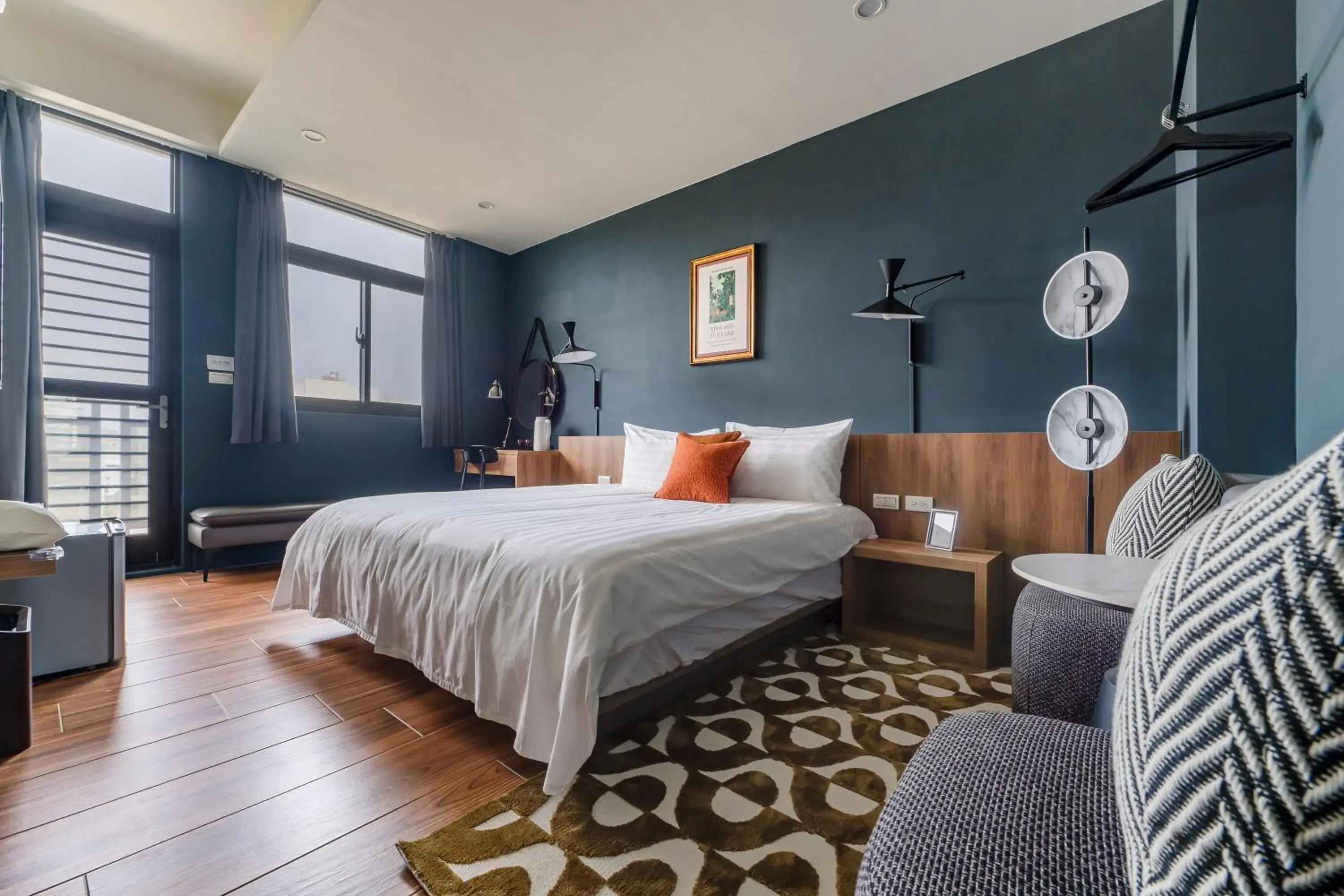 Queen Room with Balcony in Chill Style Smart Stay Queen Room with Balcony in Chill Style Smart Stay