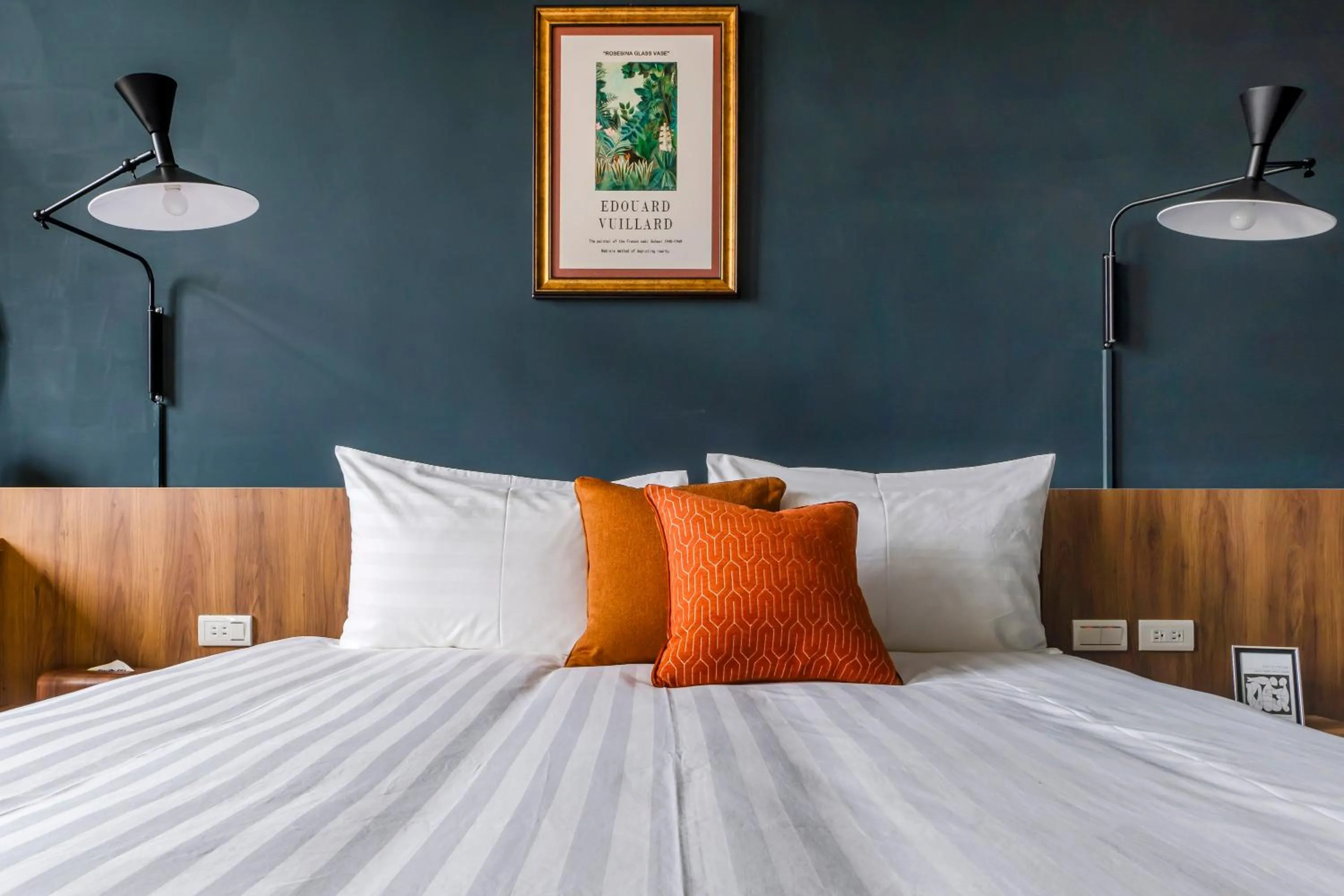 Bed in Chill Style Smart Stay