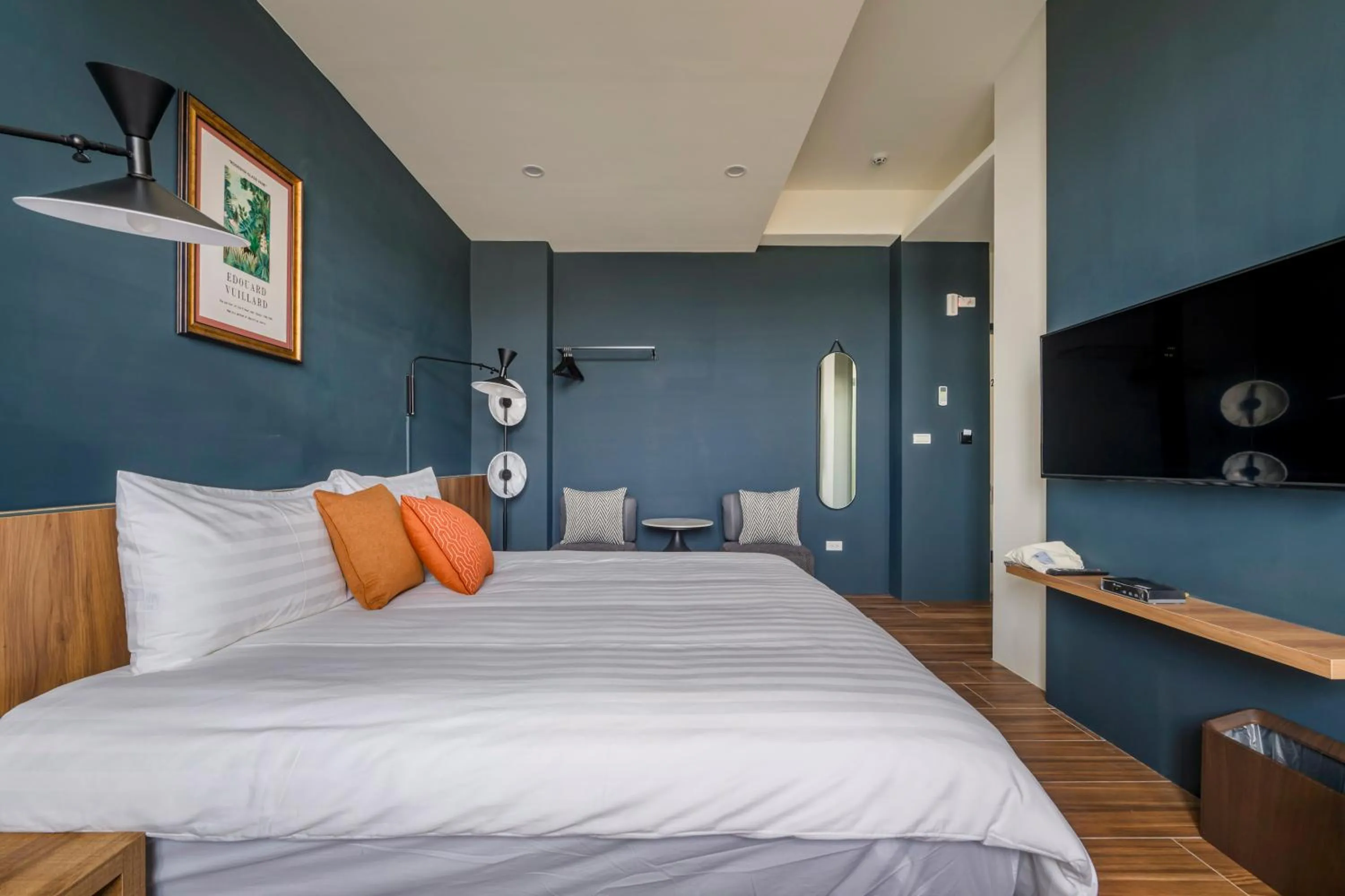 Photo of the whole room, Bed in Chill Style Smart Stay