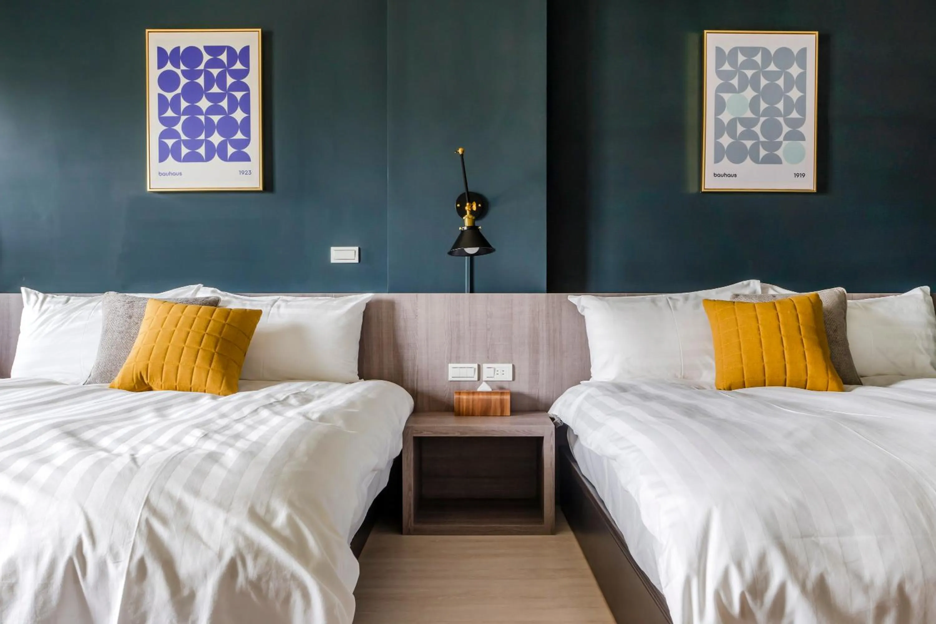 Bed in Chill Style Smart Stay